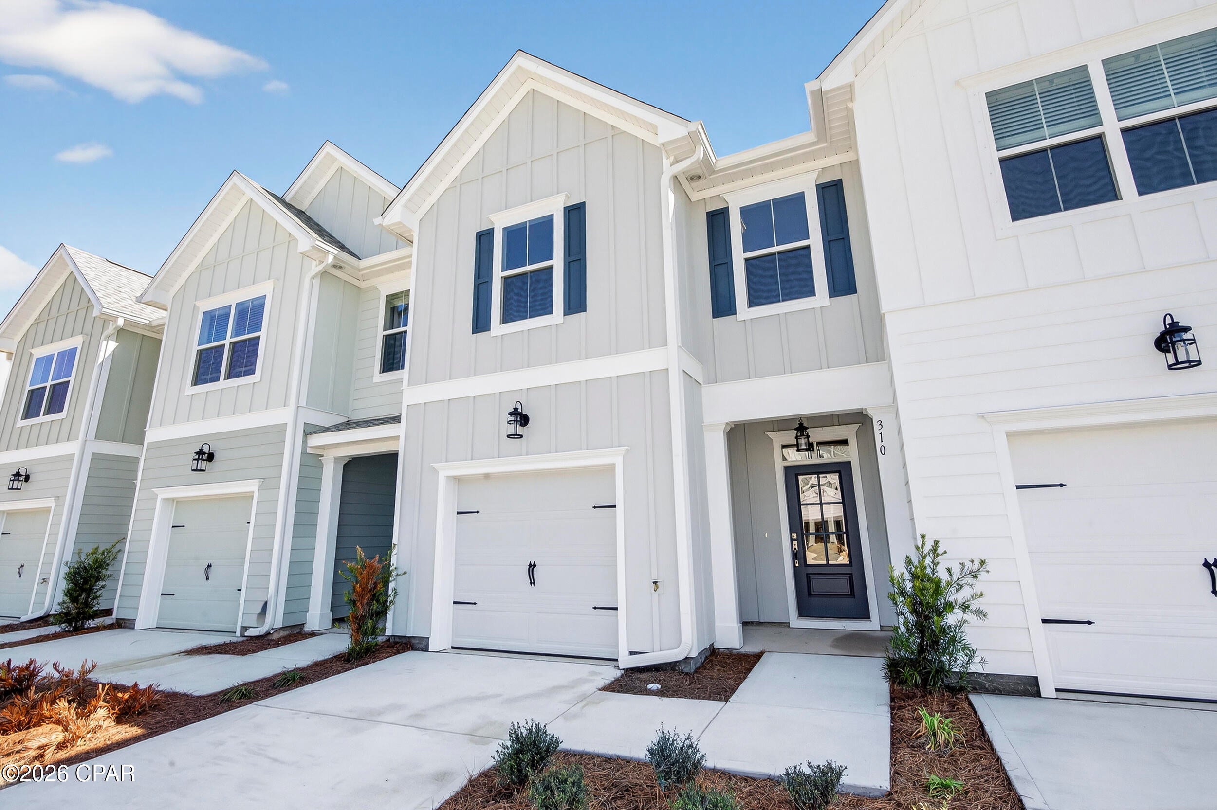 Colonial Landing - Residential