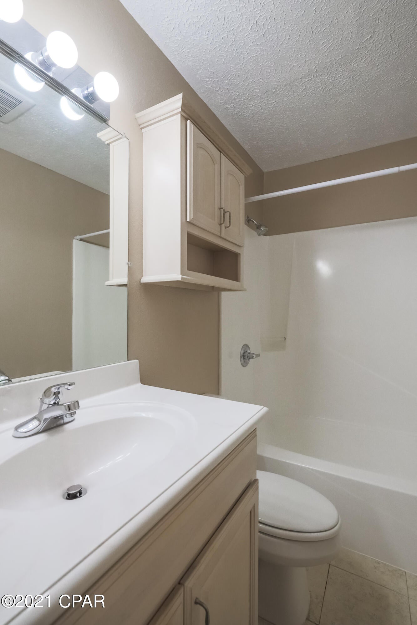 Grand Lagoon Cove Condominium - Residential
