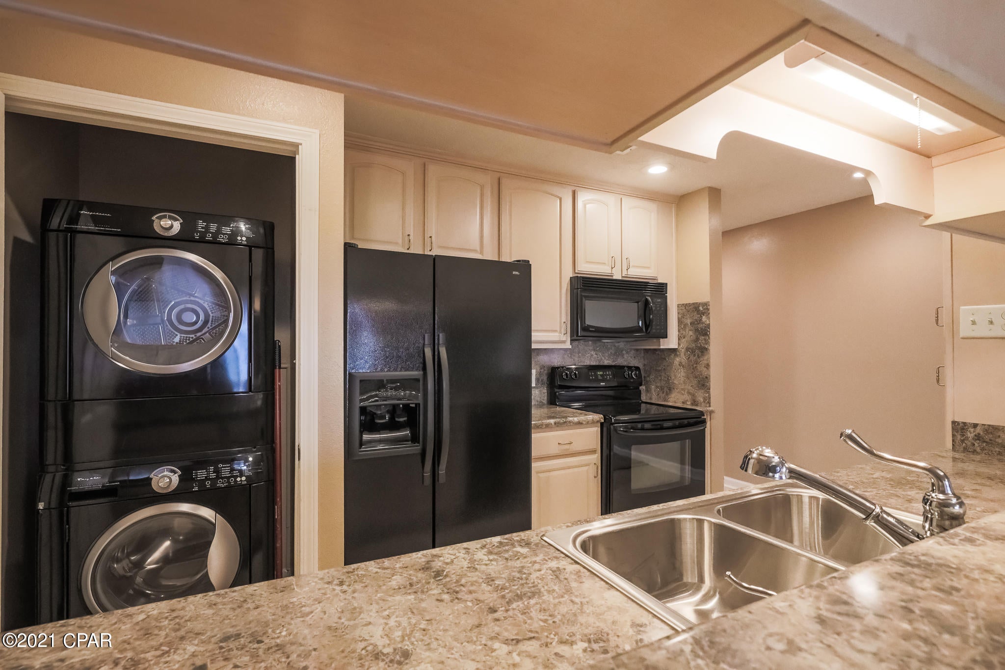 Grand Lagoon Cove Condominium - Residential