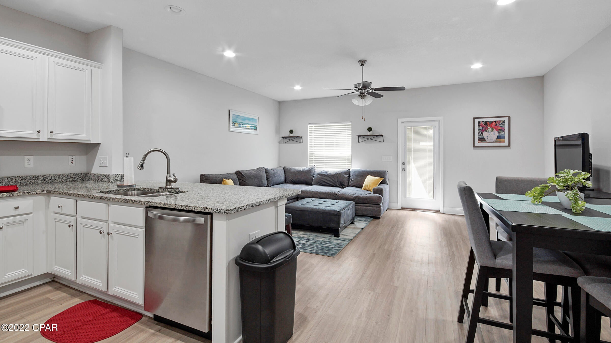 Hathaway Townhomes - Residential Lease