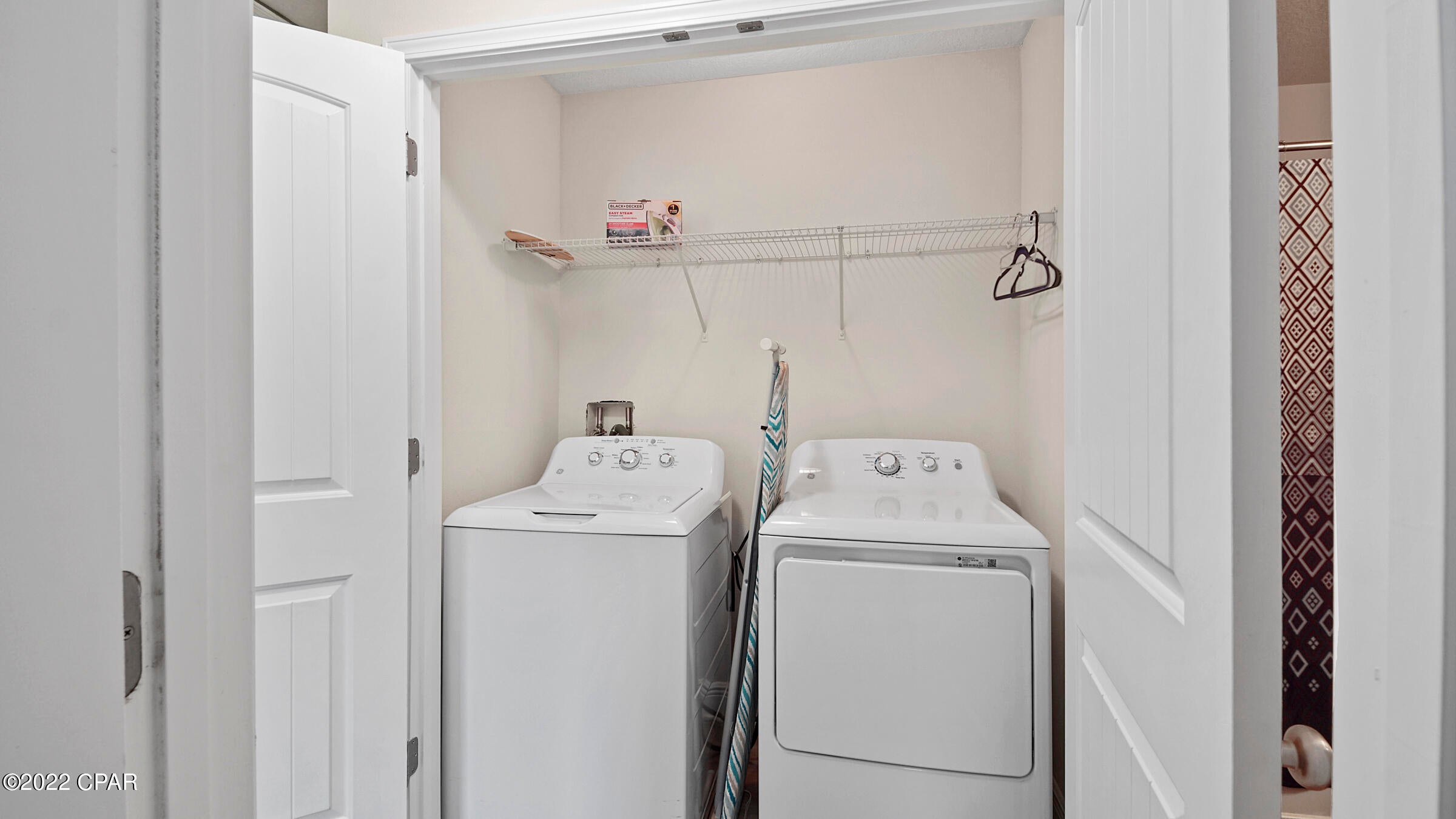 Hathaway Townhomes - Residential Lease