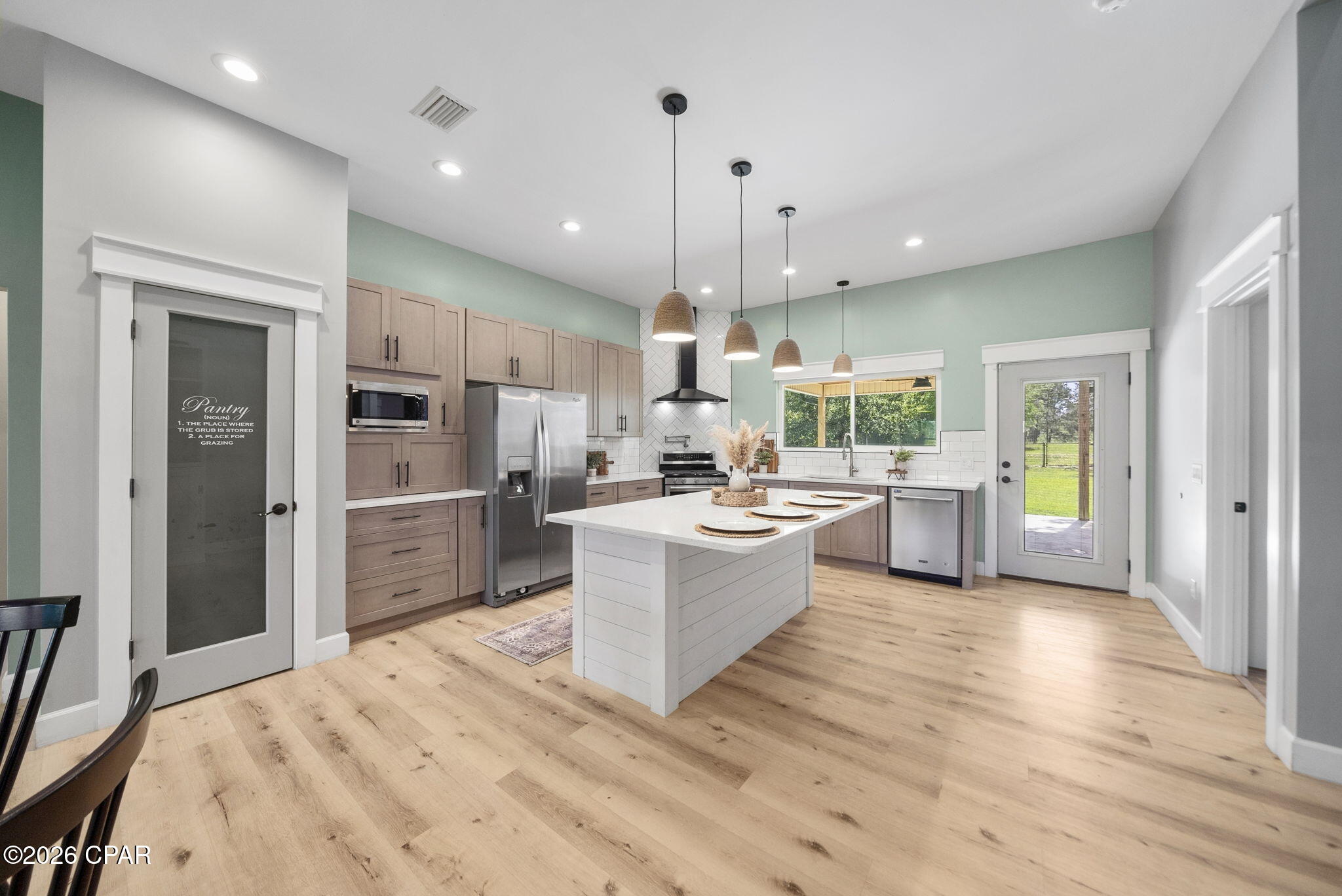 [No Recorded Subdiv] - Residential
