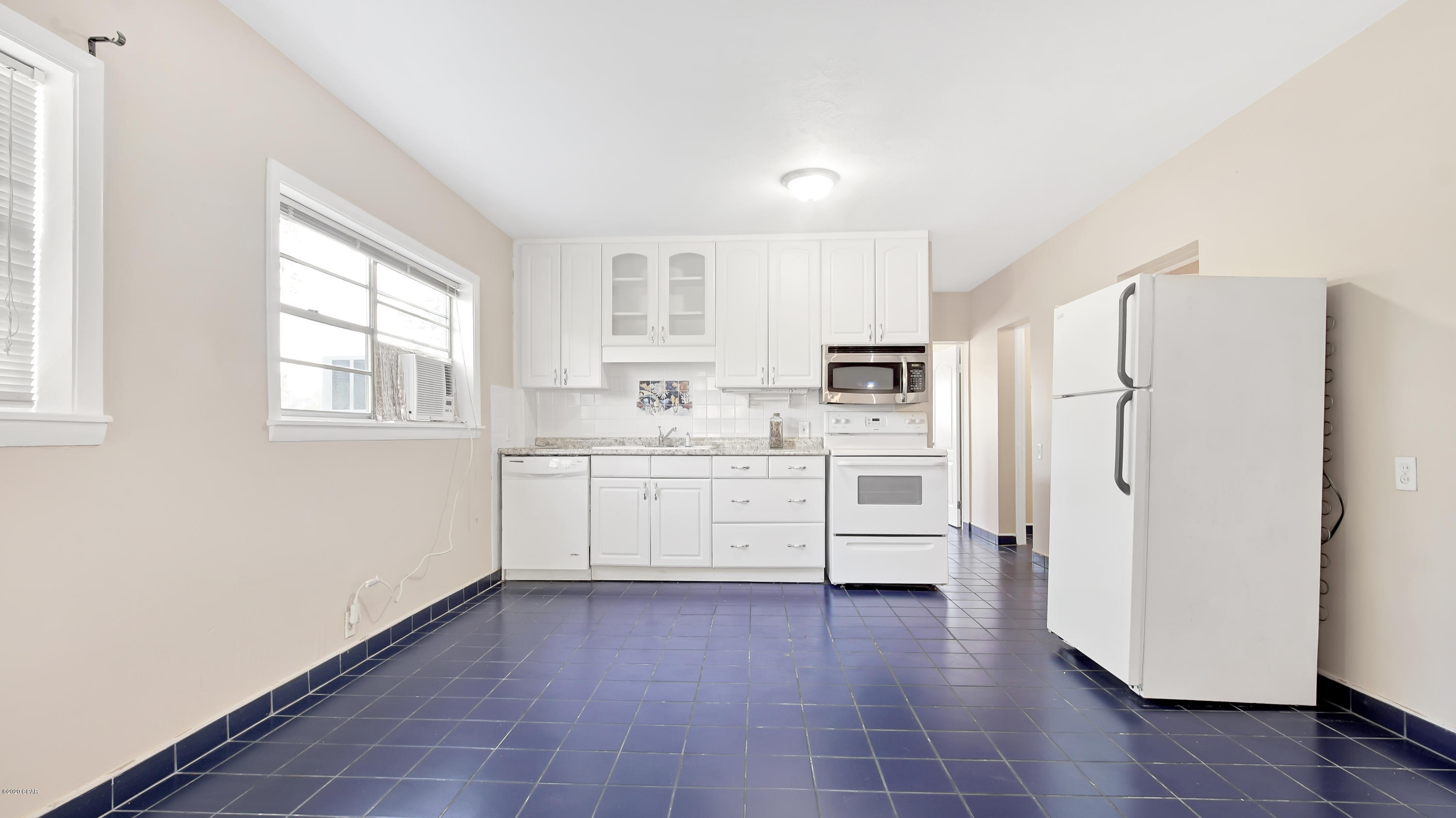 [No Recorded Subdiv] - Residential Lease