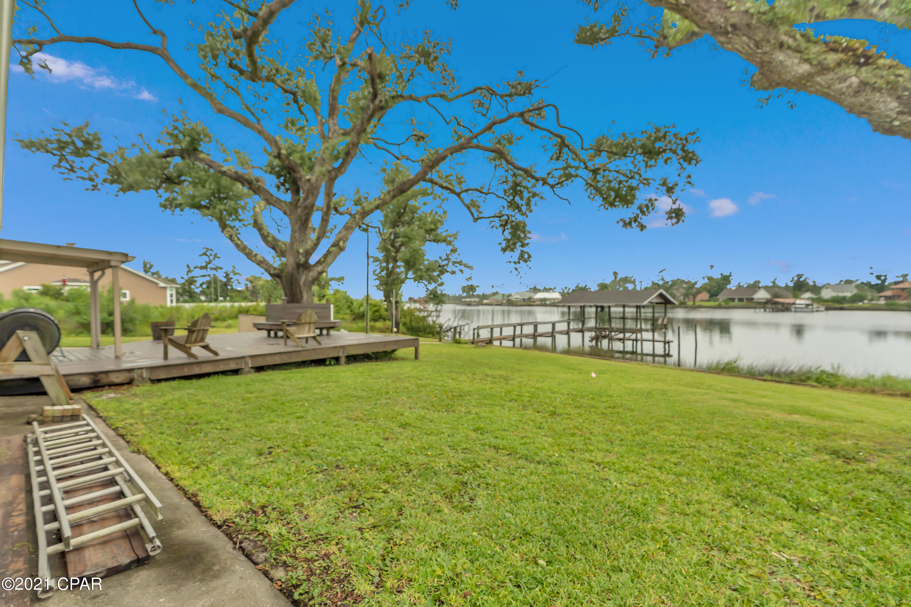 The Oaks - Residential