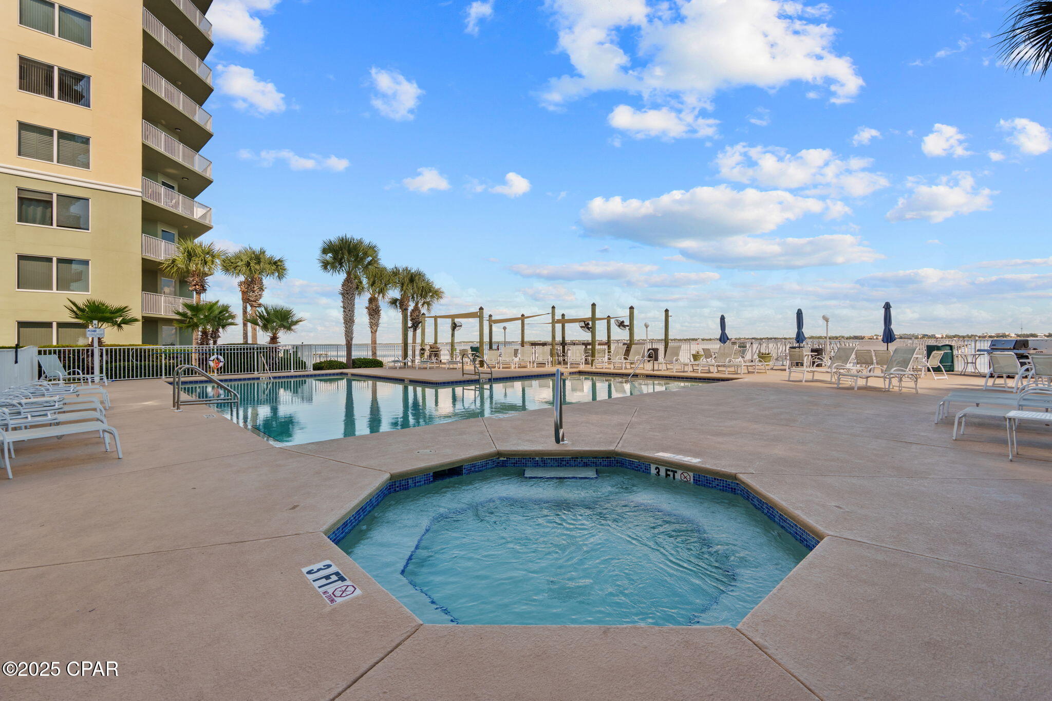 Hibiscus By The Bay - Residential