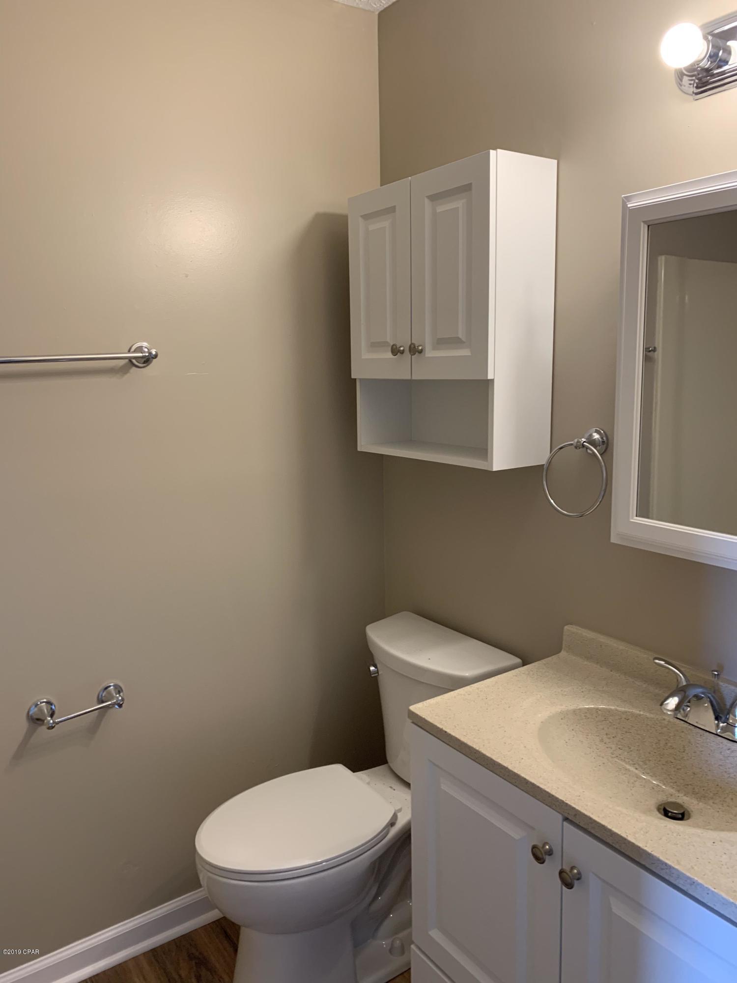 Towne & Country Lake Estates - Residential Lease