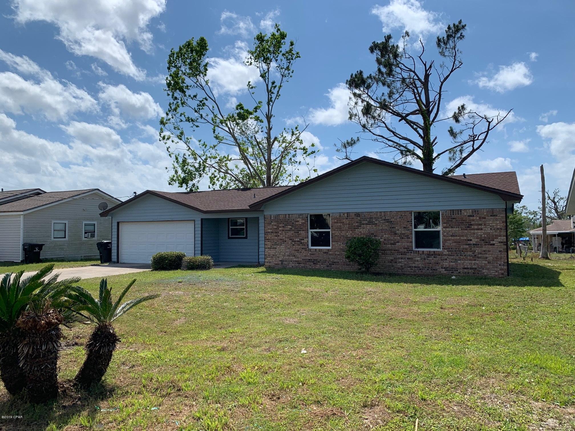 Towne & Country Lake Estates - Residential Lease