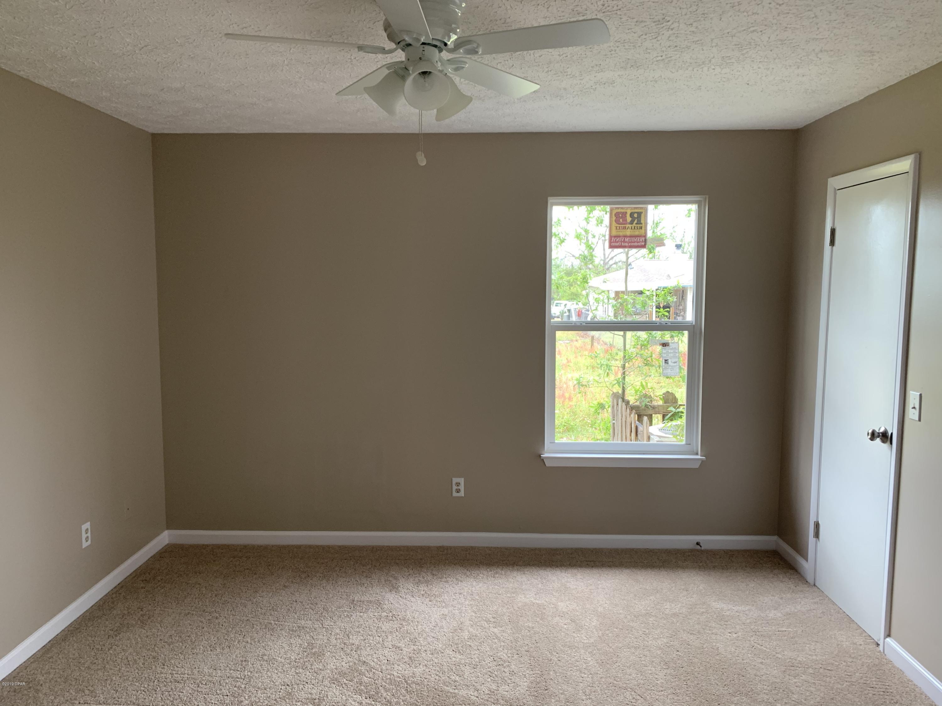 Towne & Country Lake Estates - Residential Lease
