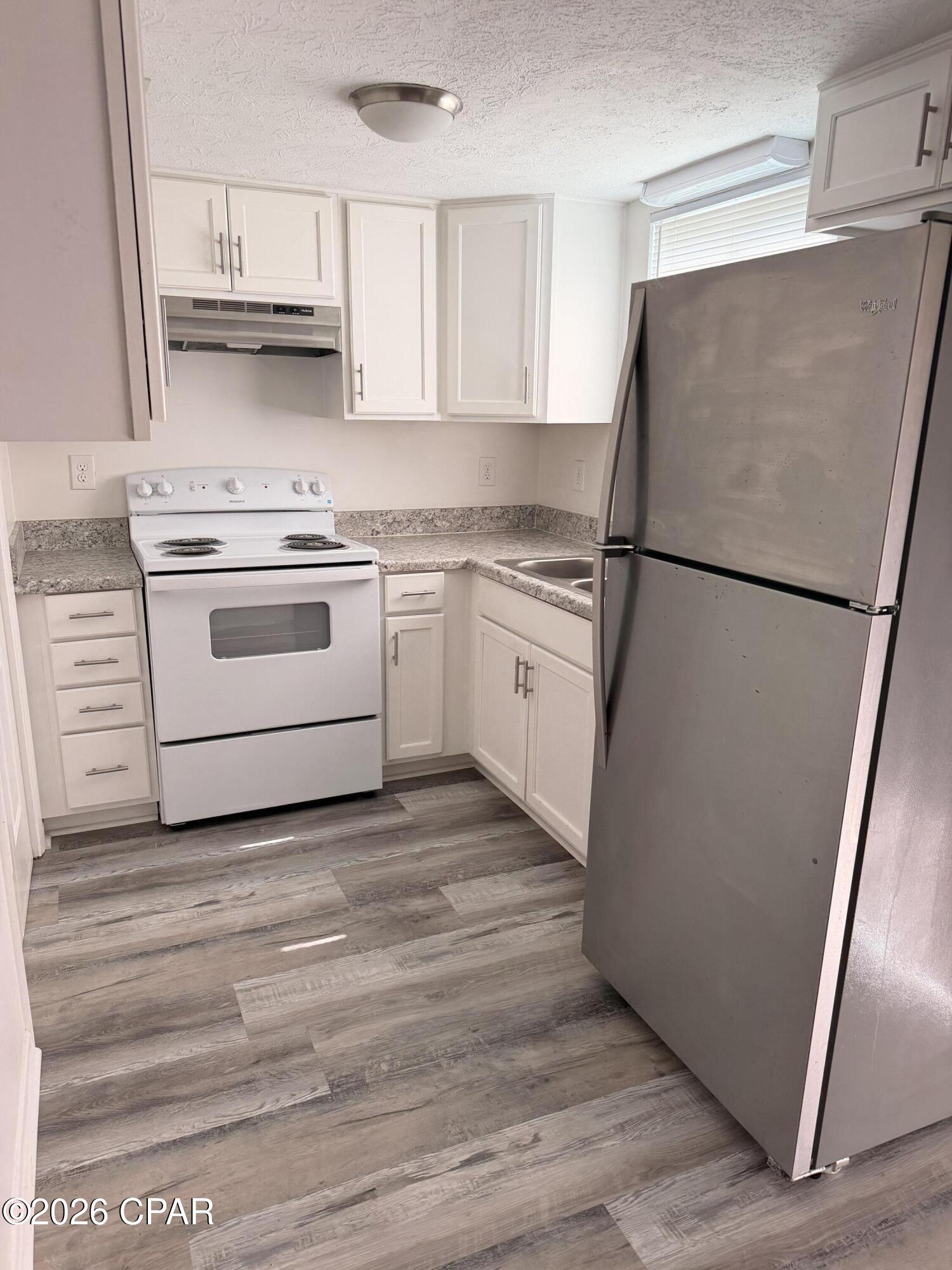 [No Recorded Subdiv] - Residential Lease