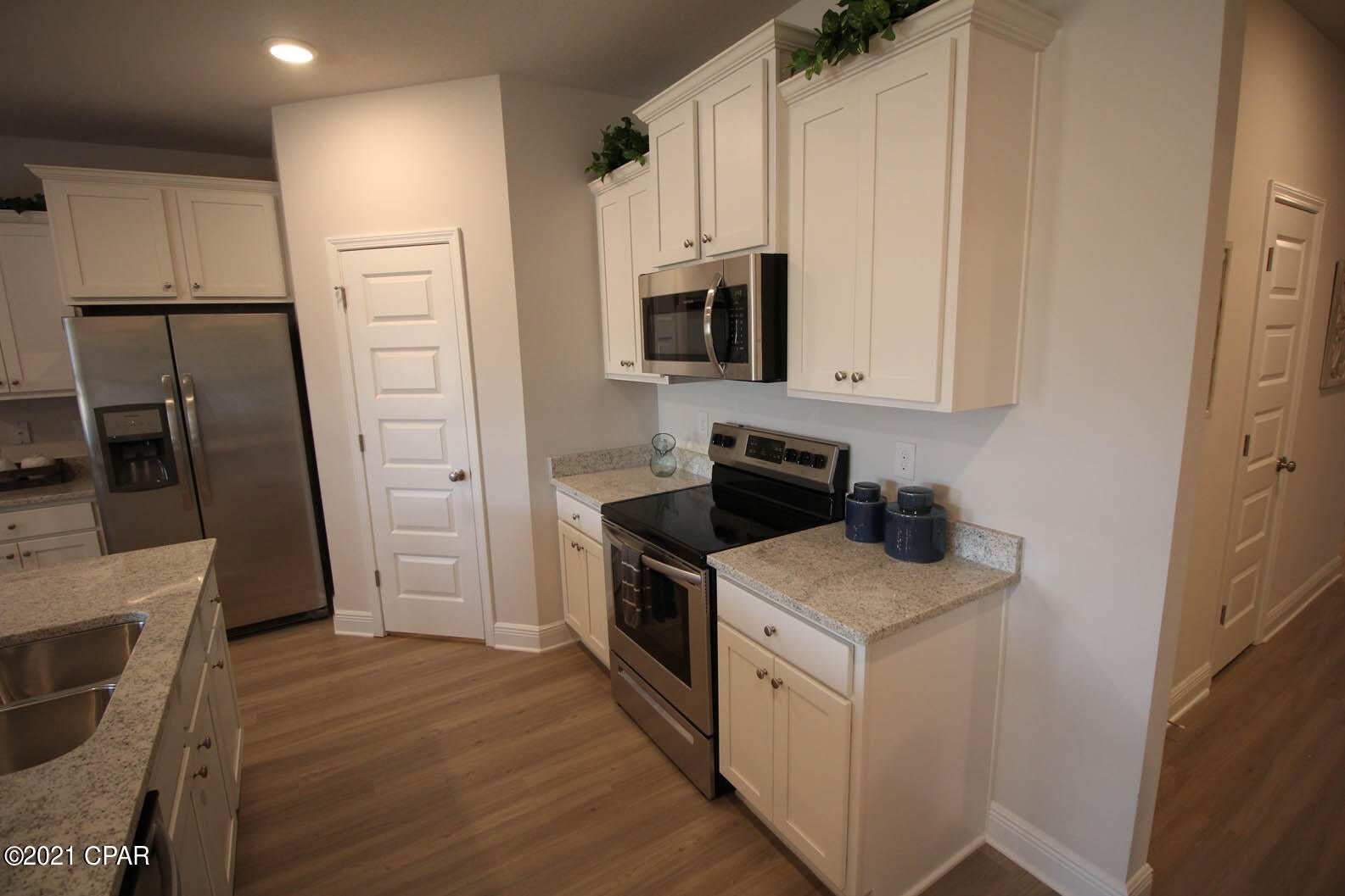 Emerald Cove Villas - Residential