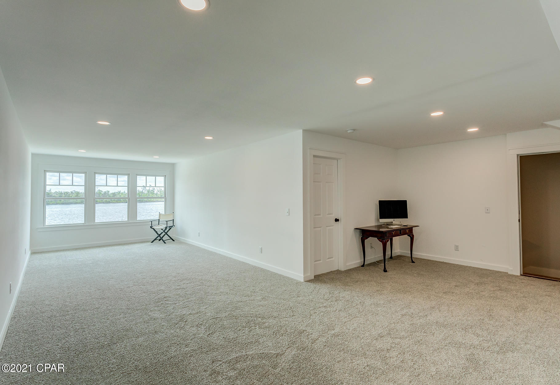 College Point 1st Add - Residential