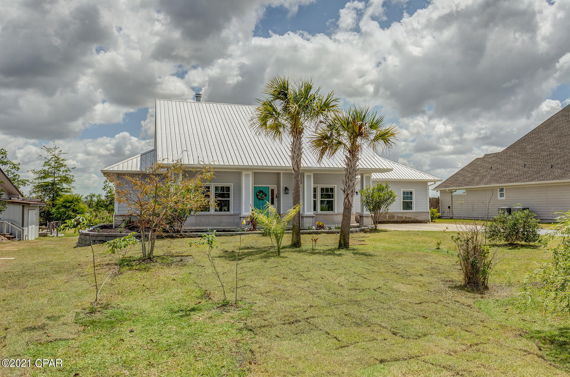 College Point 1st Add - Residential