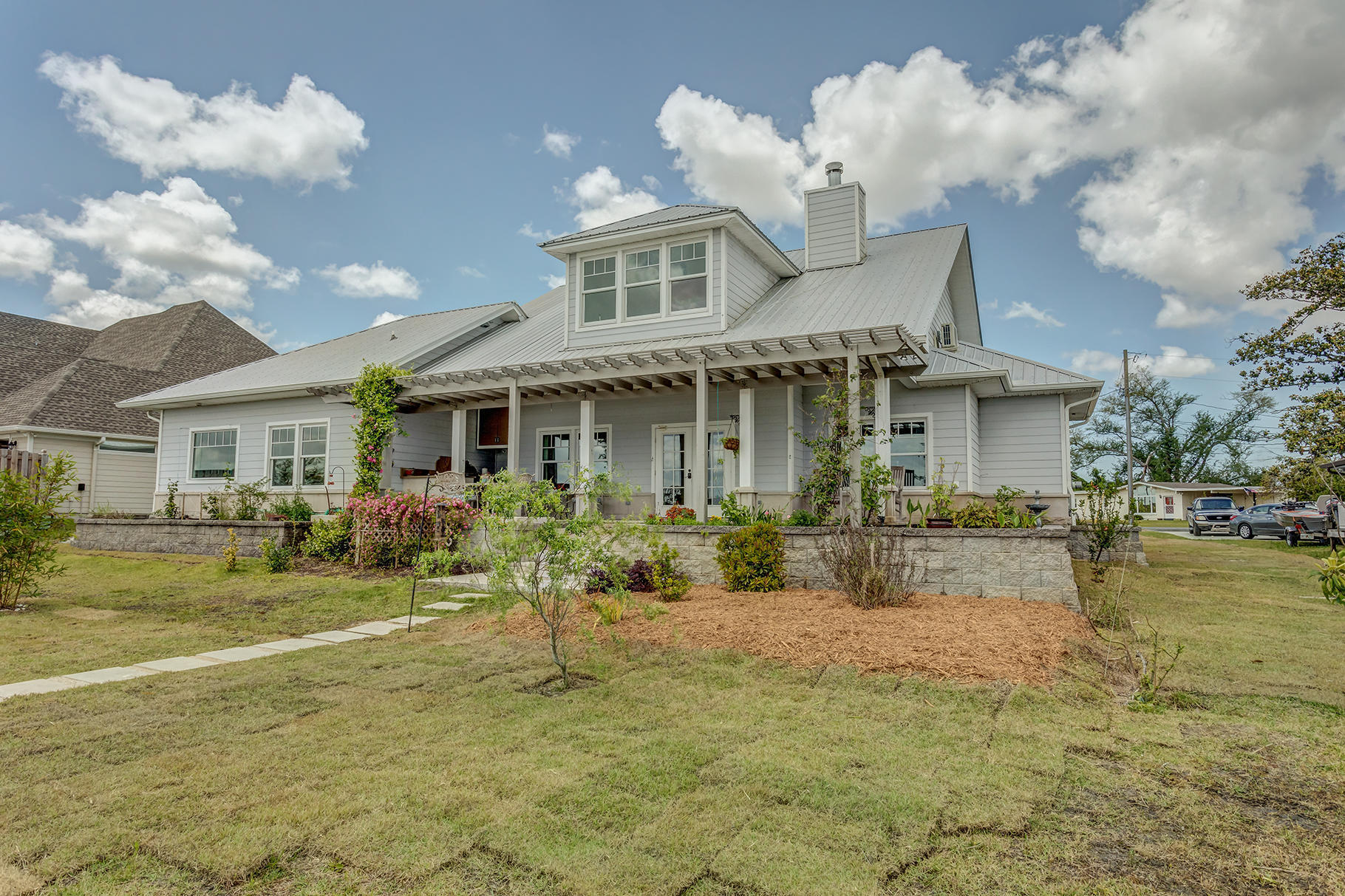 College Point 1st Add - Residential