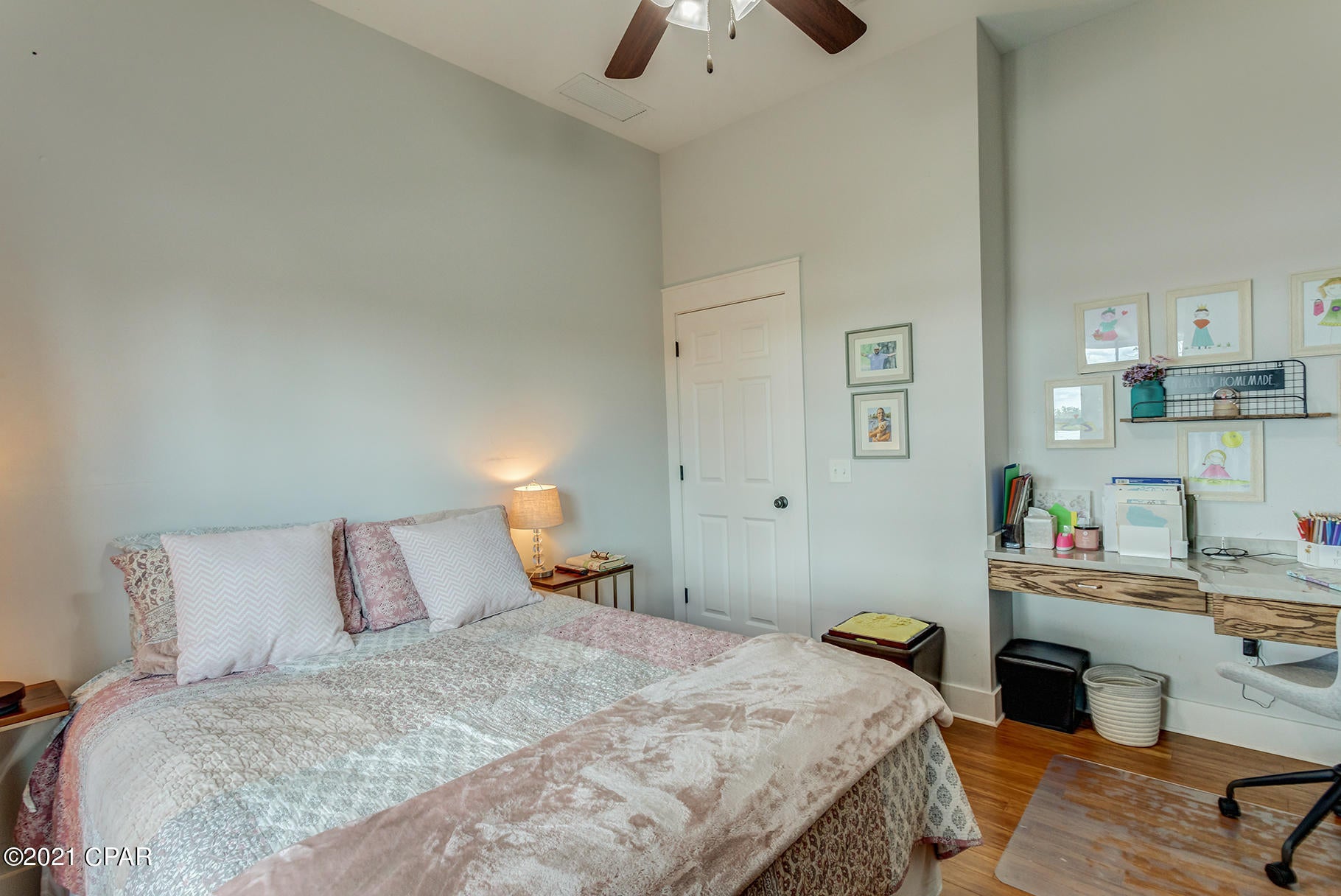 College Point 1st Add - Residential