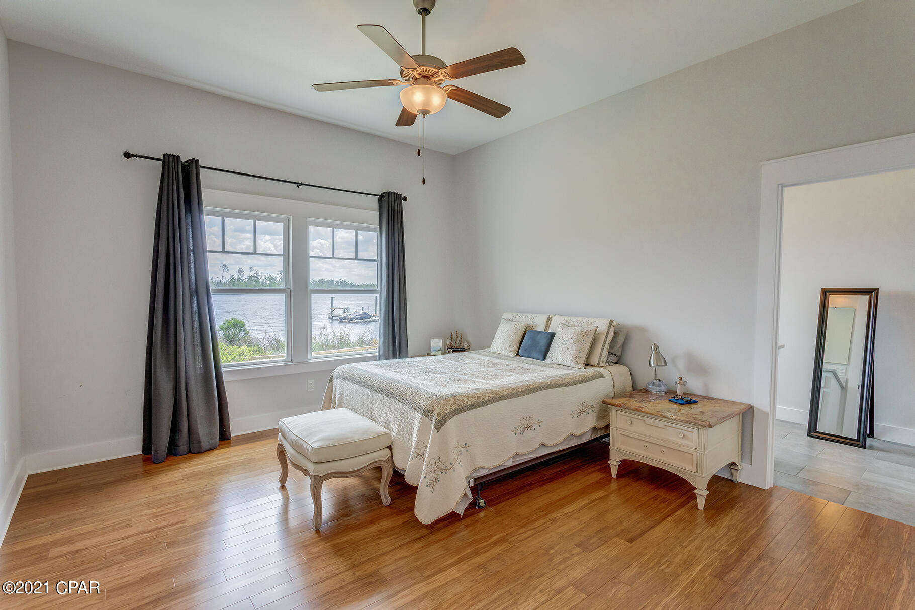 College Point 1st Add - Residential