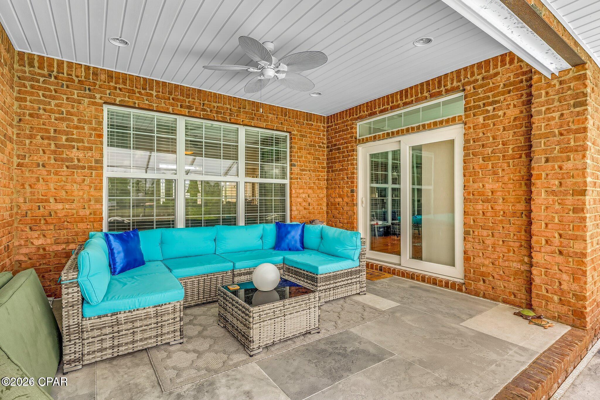 Colony Club - Residential