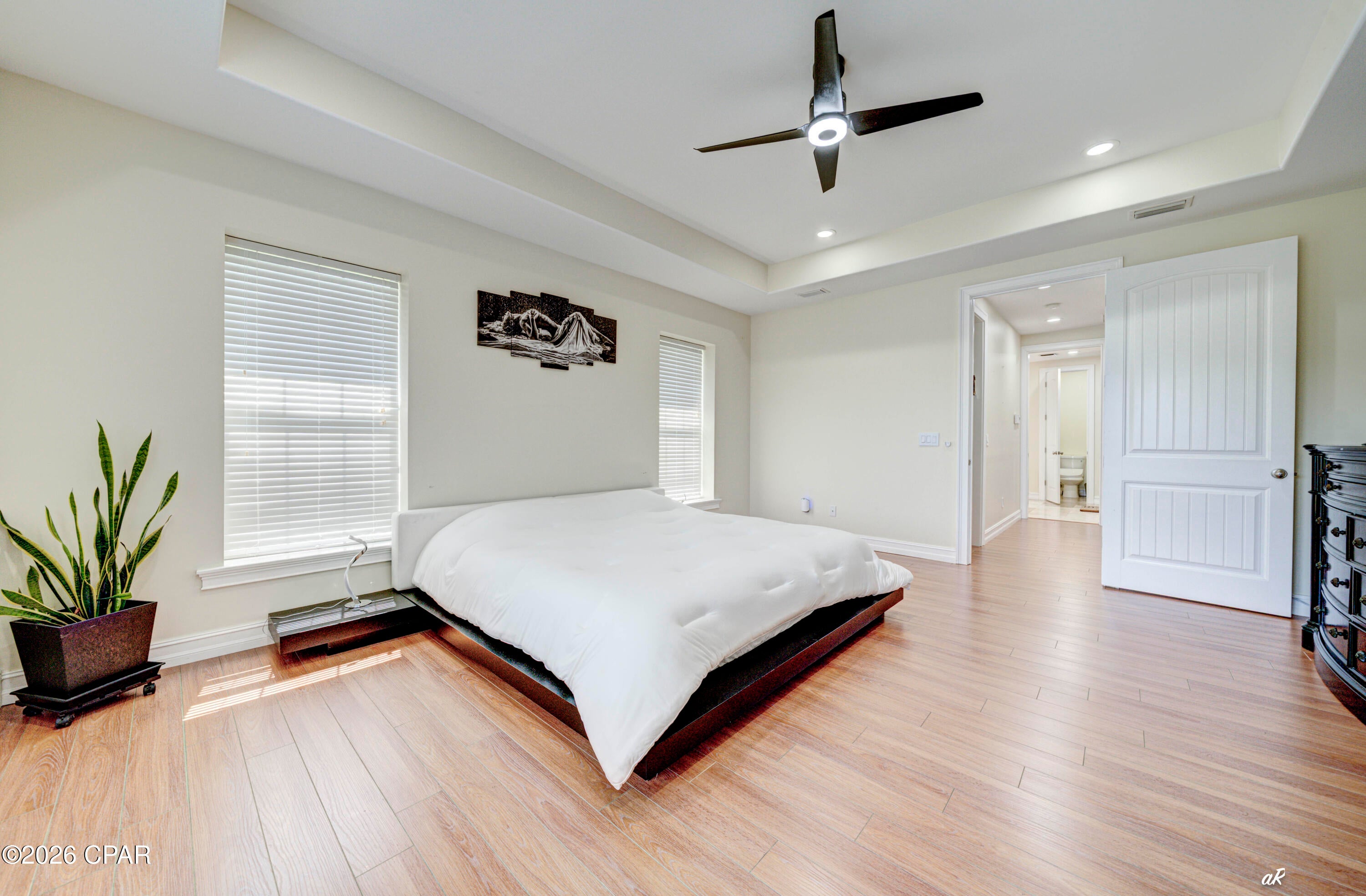 Colony Club - Residential