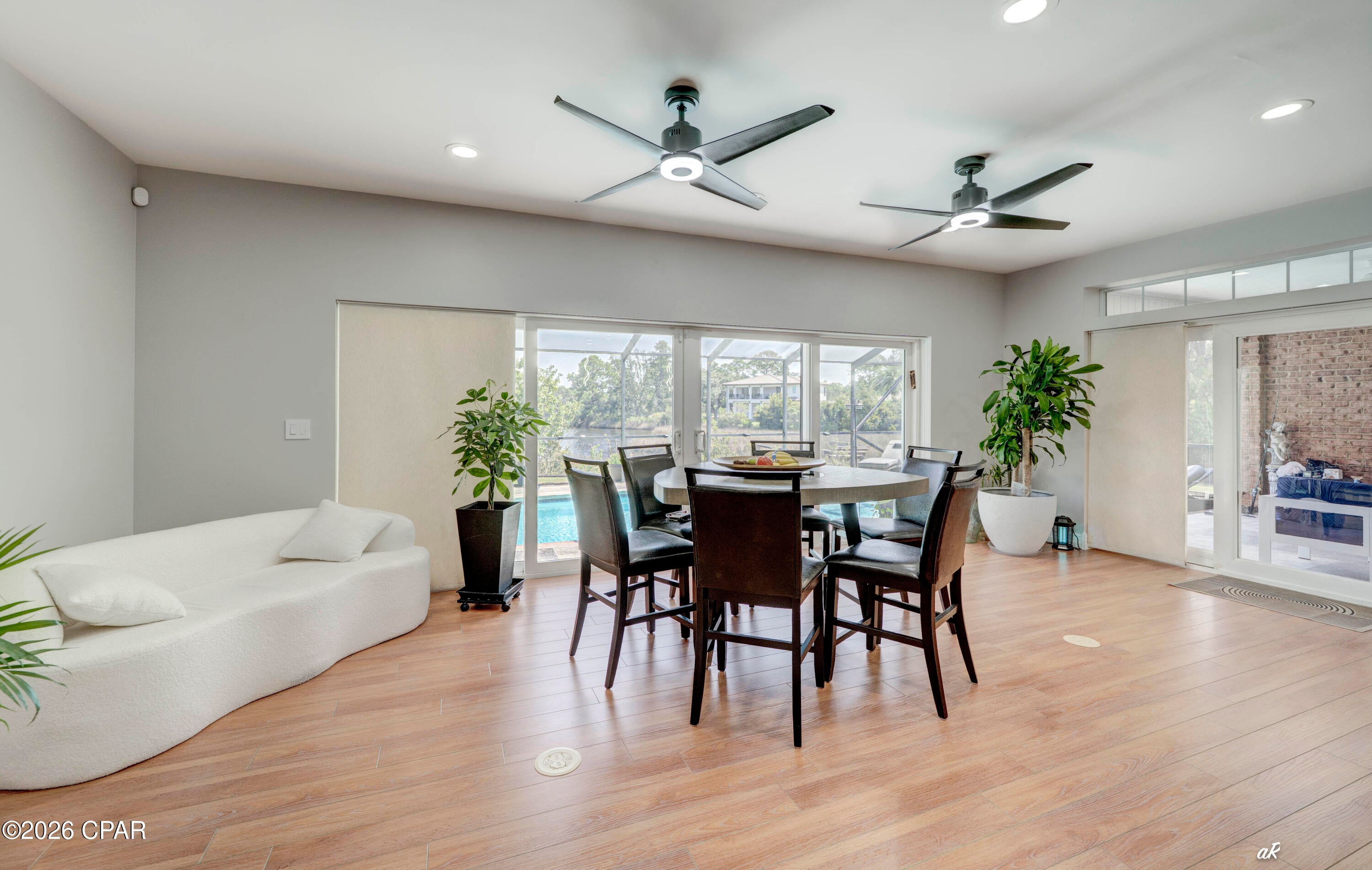 Colony Club - Residential