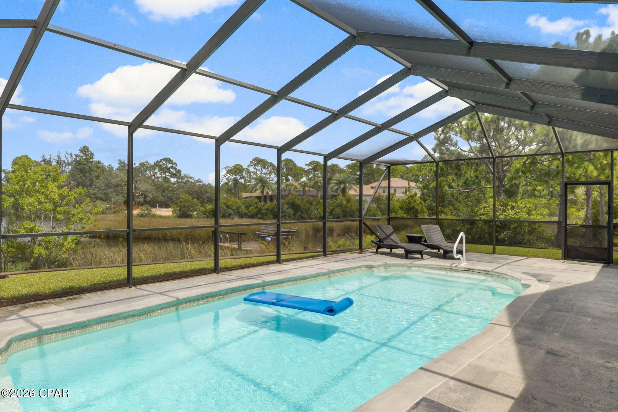 Colony Club - Residential