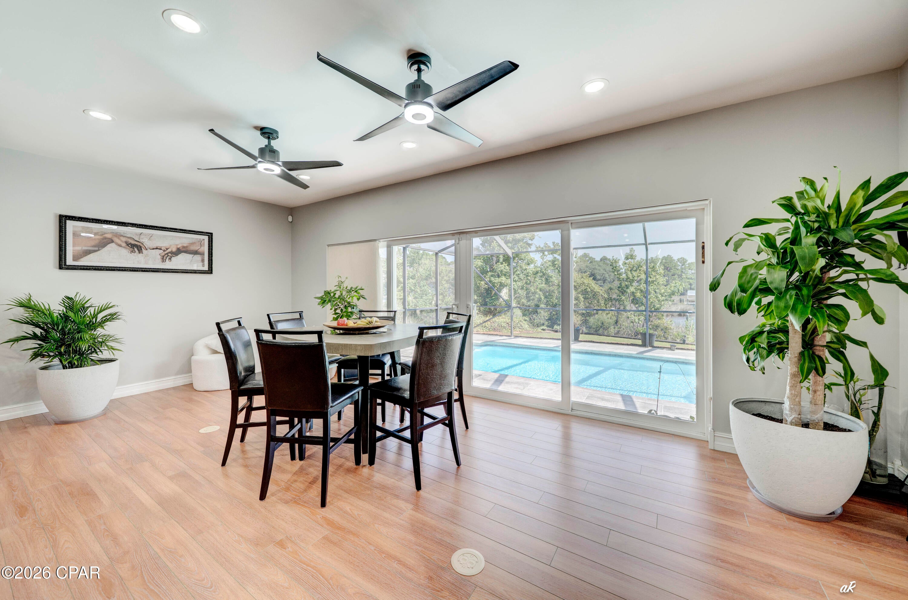 Colony Club - Residential