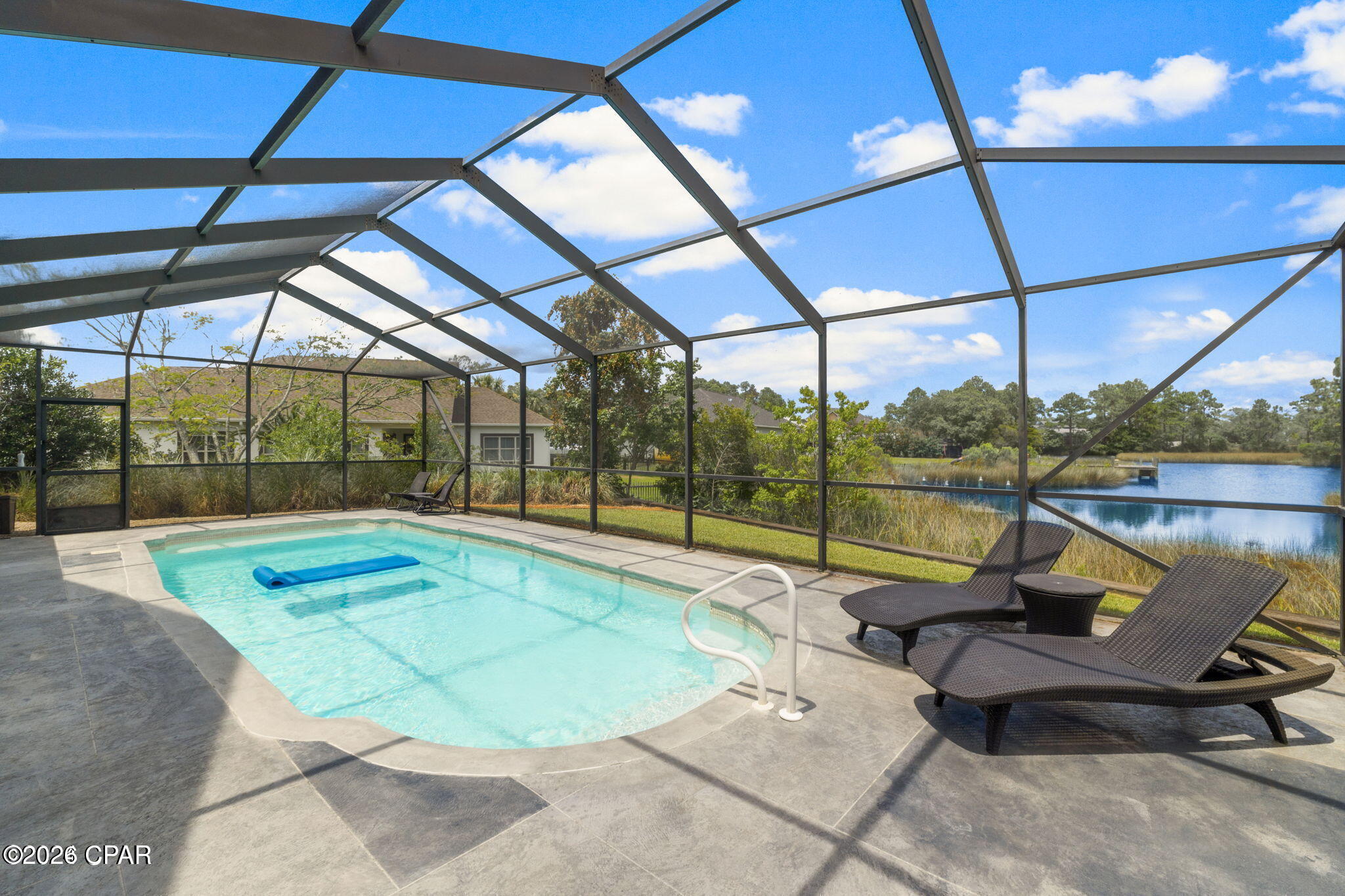 Colony Club - Residential
