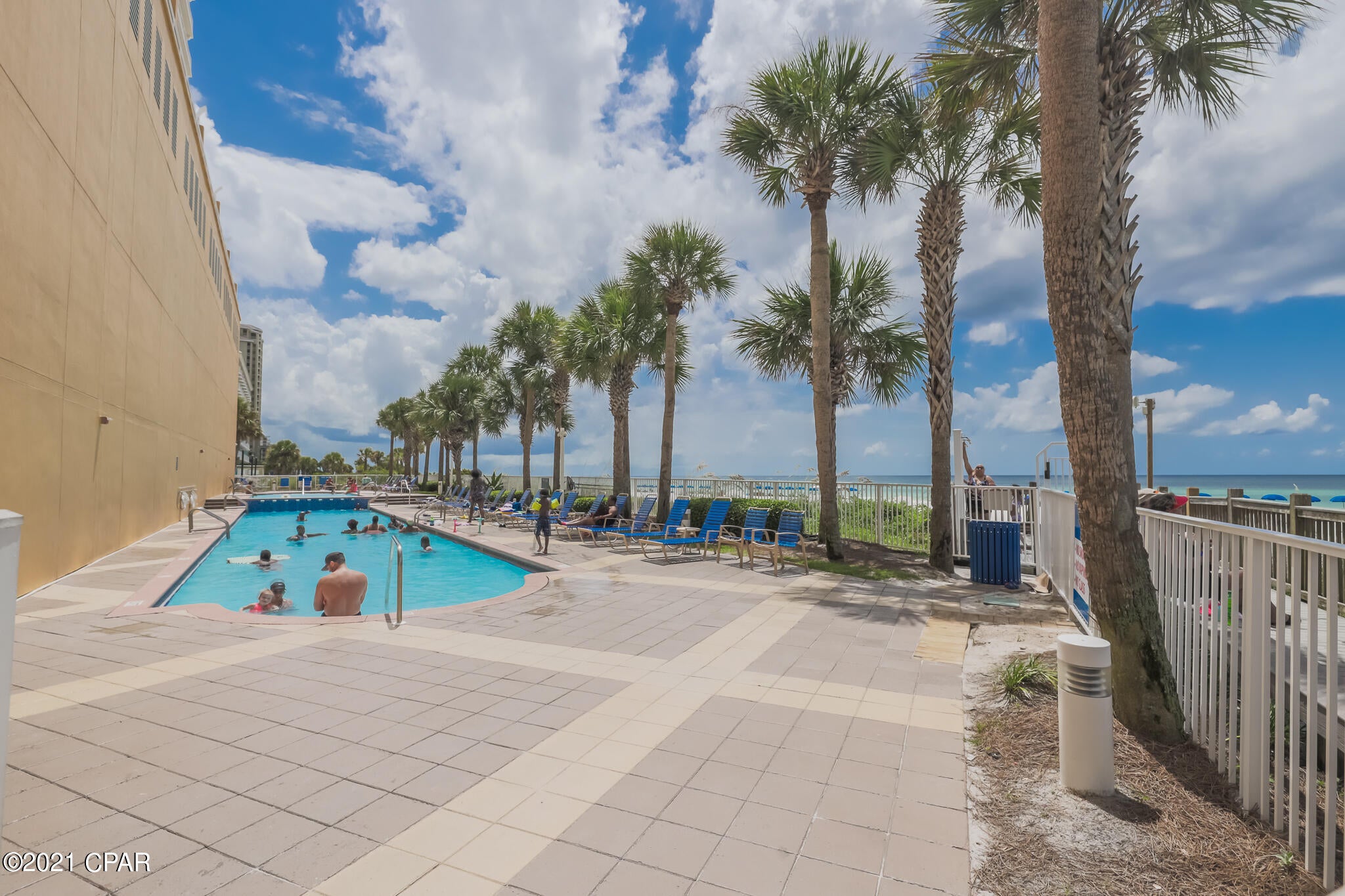 Sterling Reef - Residential