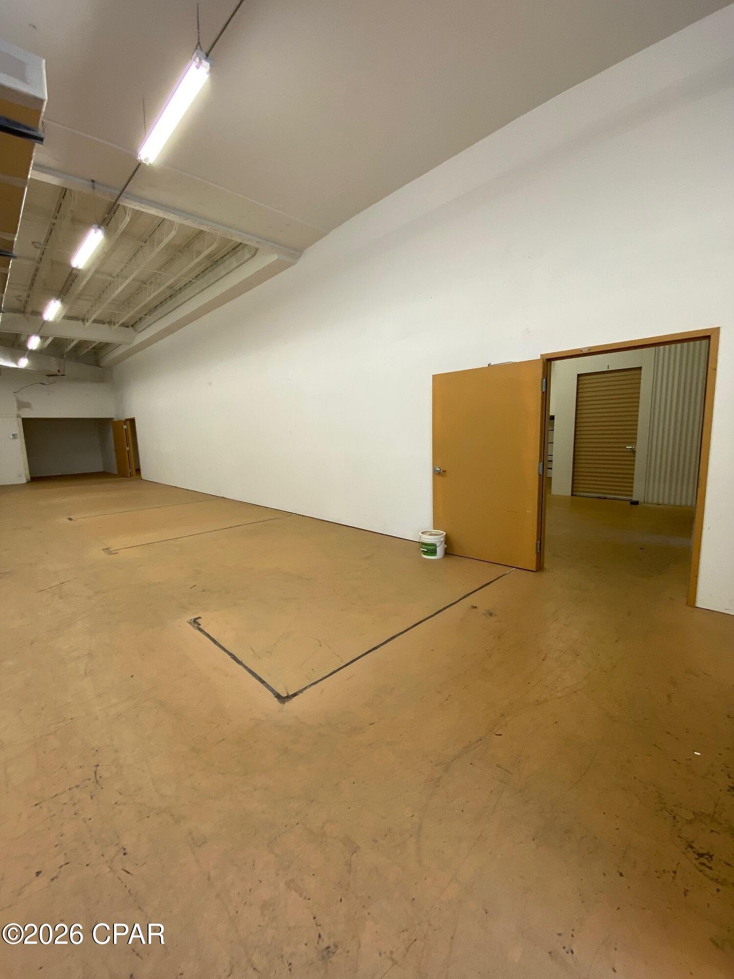No Named Subdivision - Commercial Lease