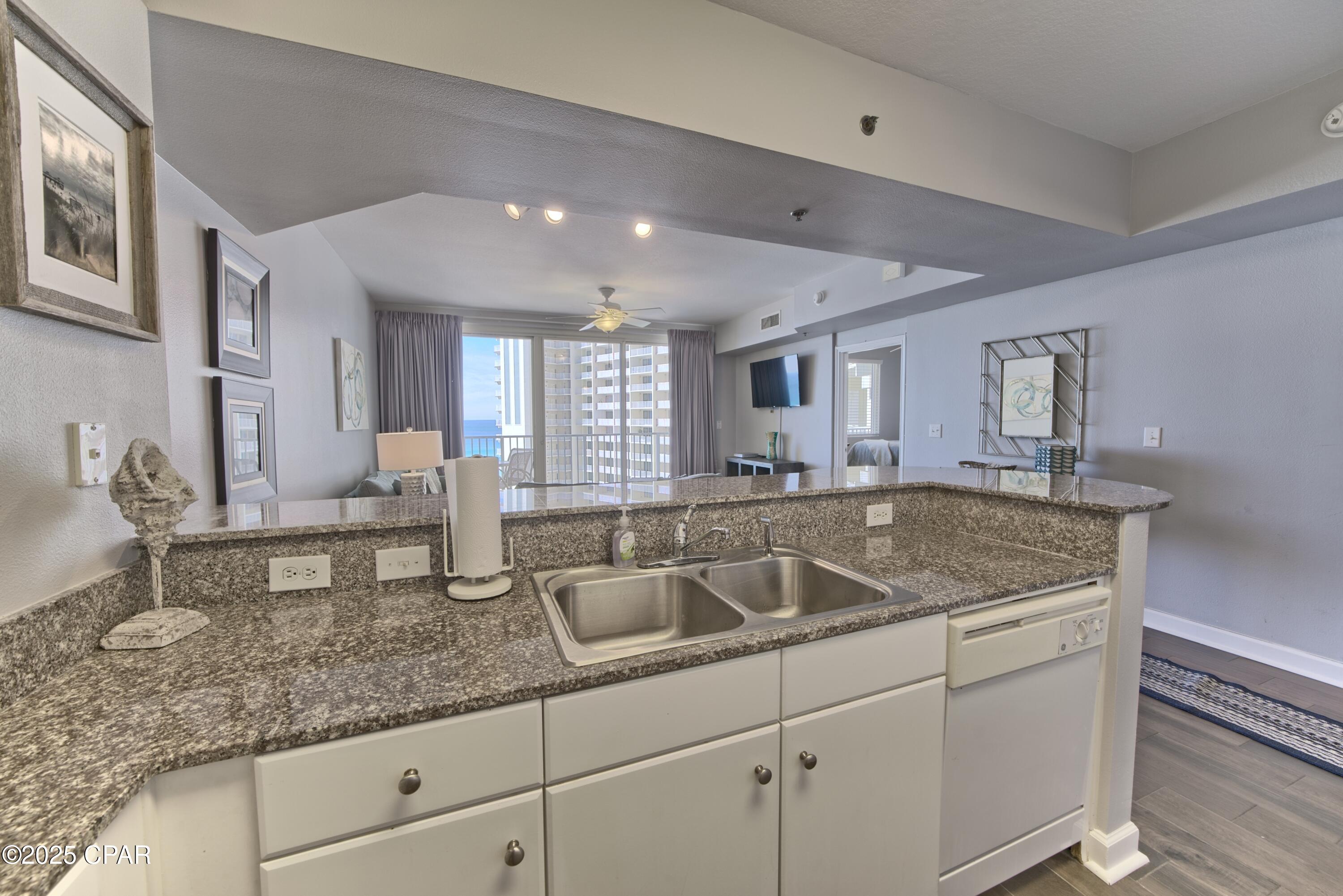 Shores Of Panama - Residential