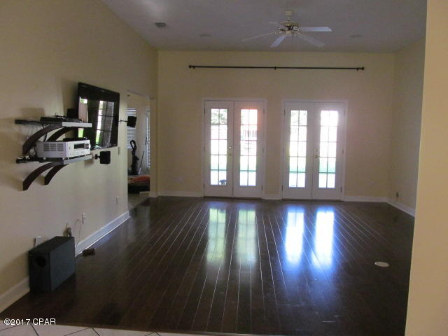 Grand Lagoon Shores 9 - Residential Lease