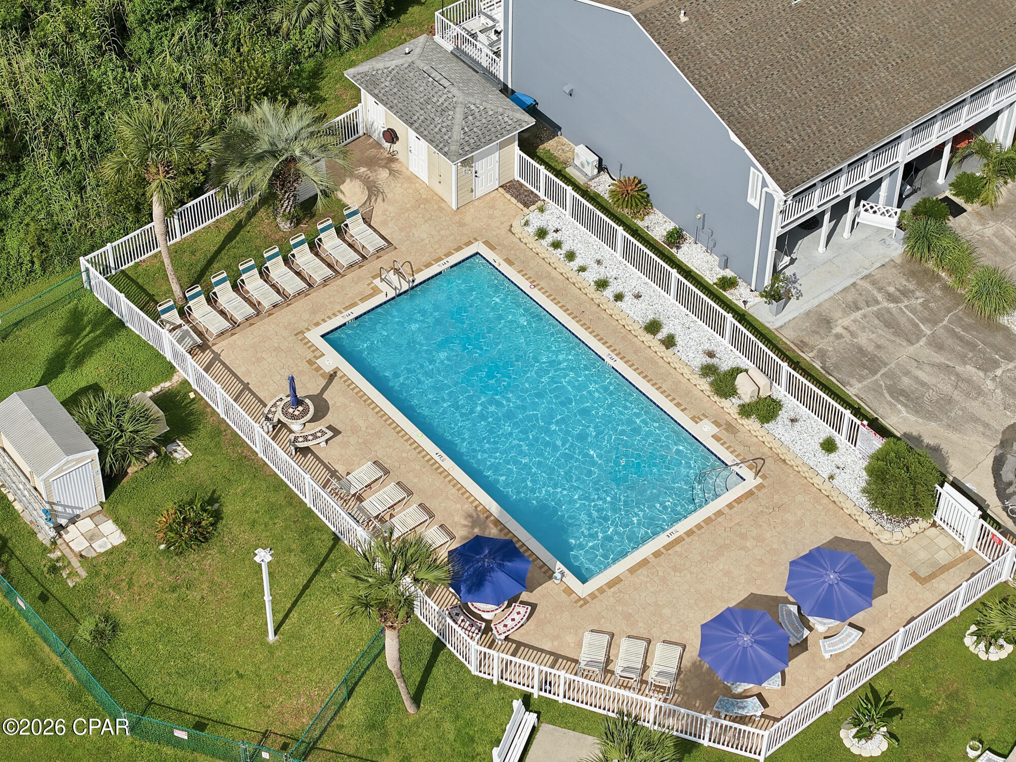 Villa Chateaus - Residential