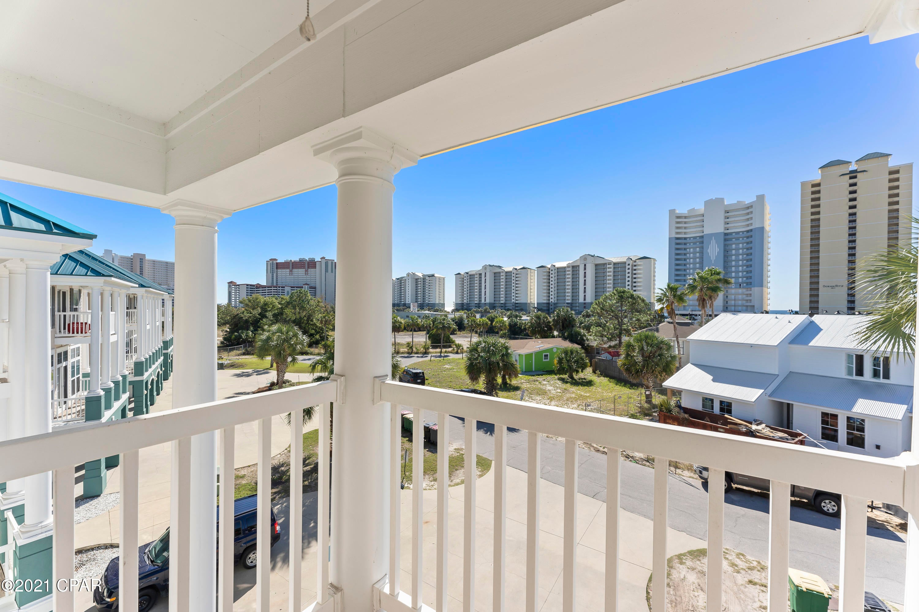 Long Beach 3rd - Residential