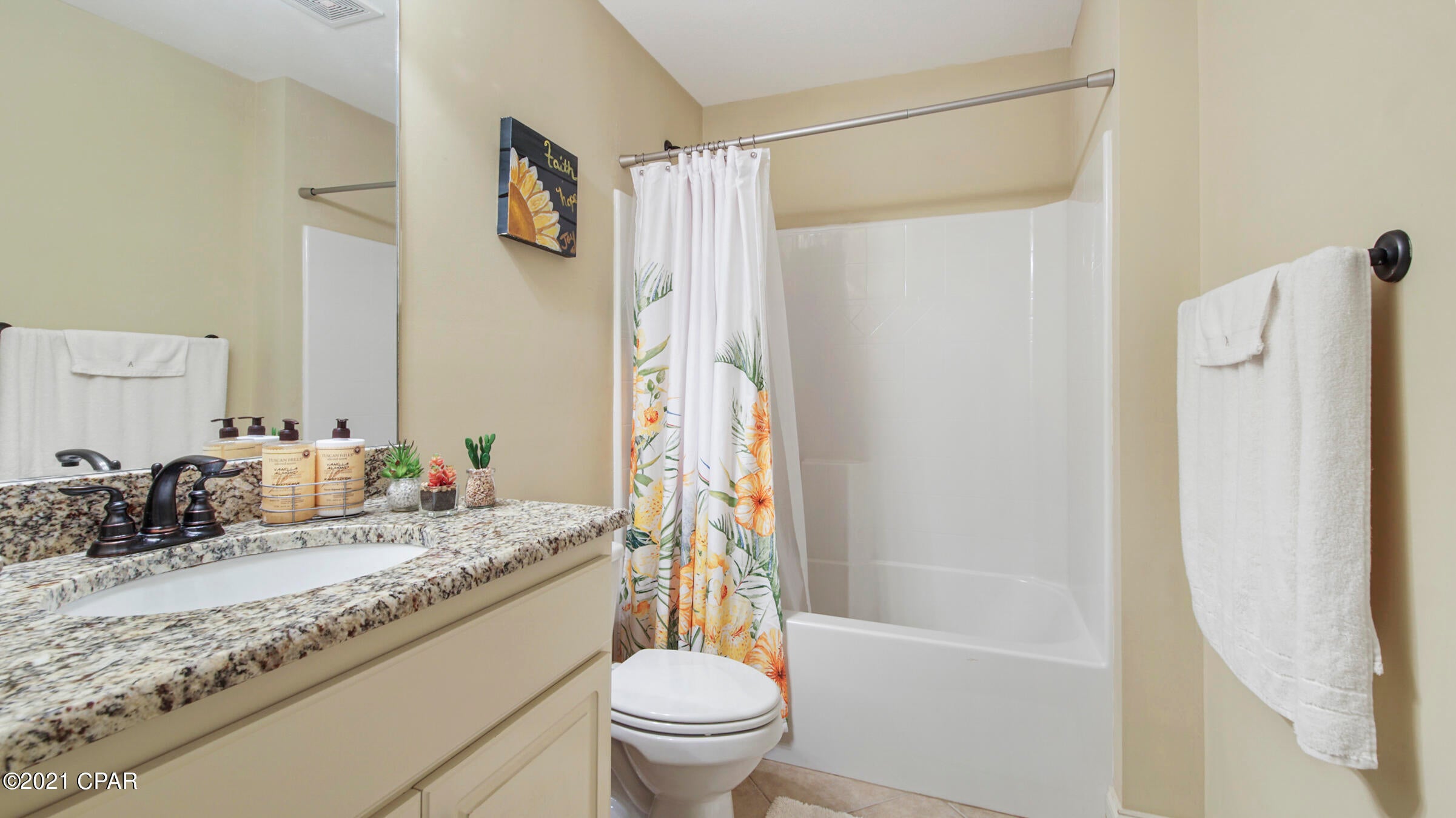 Annabella's Townhomes - Residential