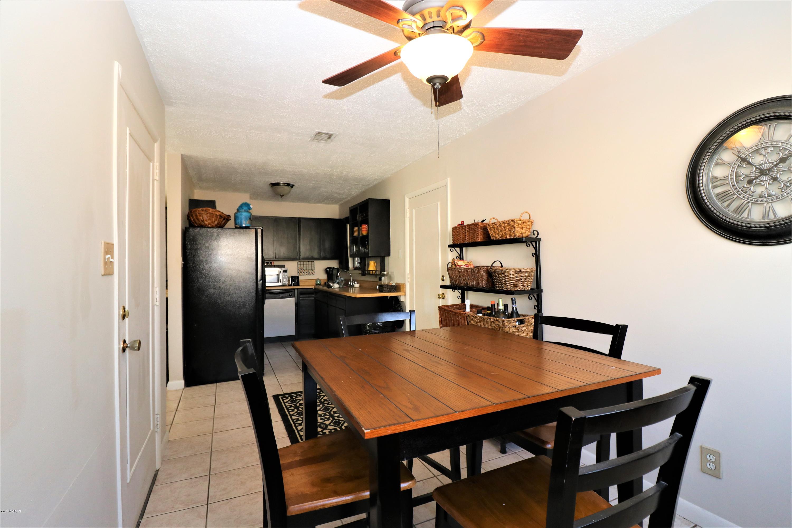Hentz 1st Add Unit B - Residential