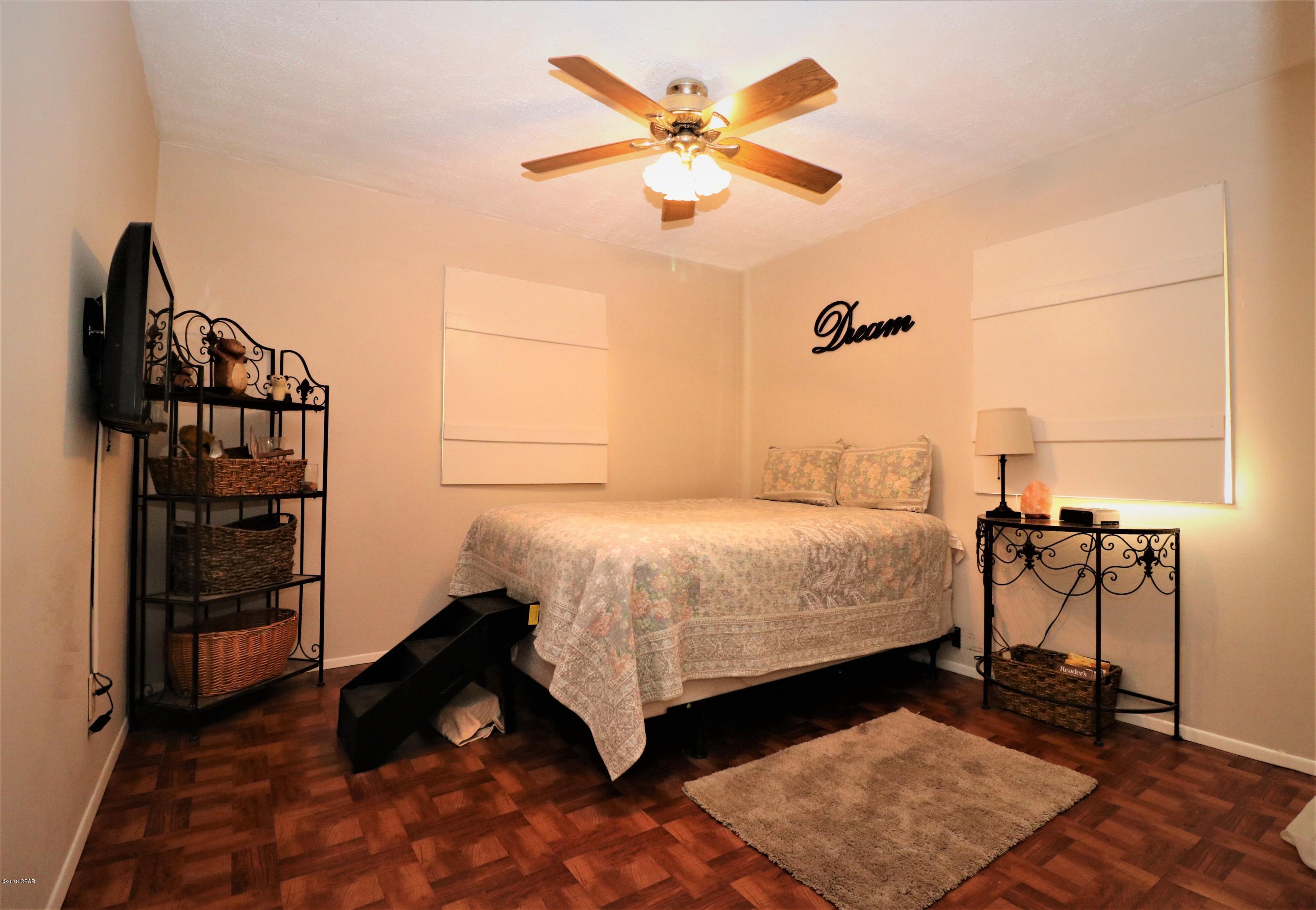 Hentz 1st Add Unit B - Residential