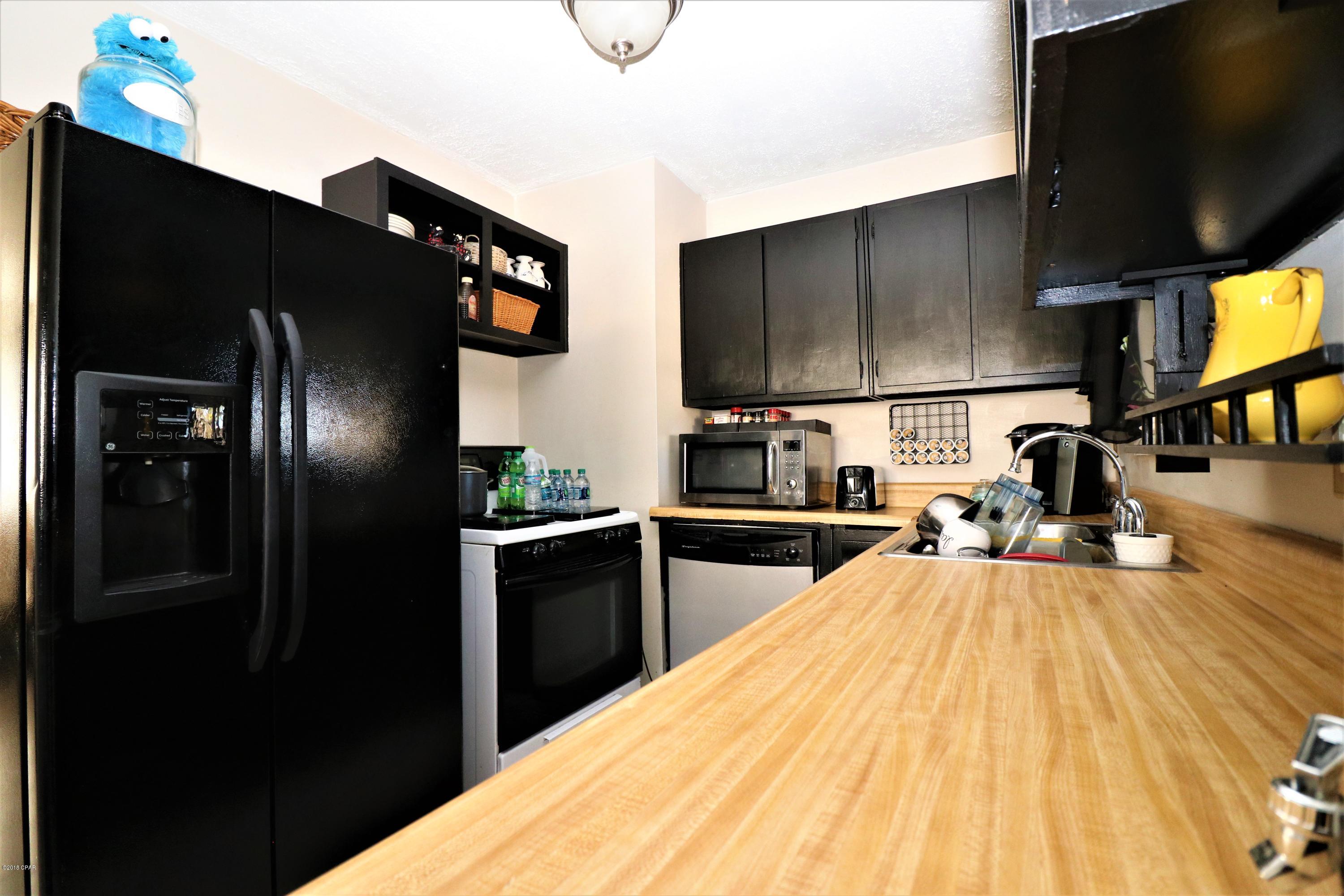 Hentz 1st Add Unit B - Residential