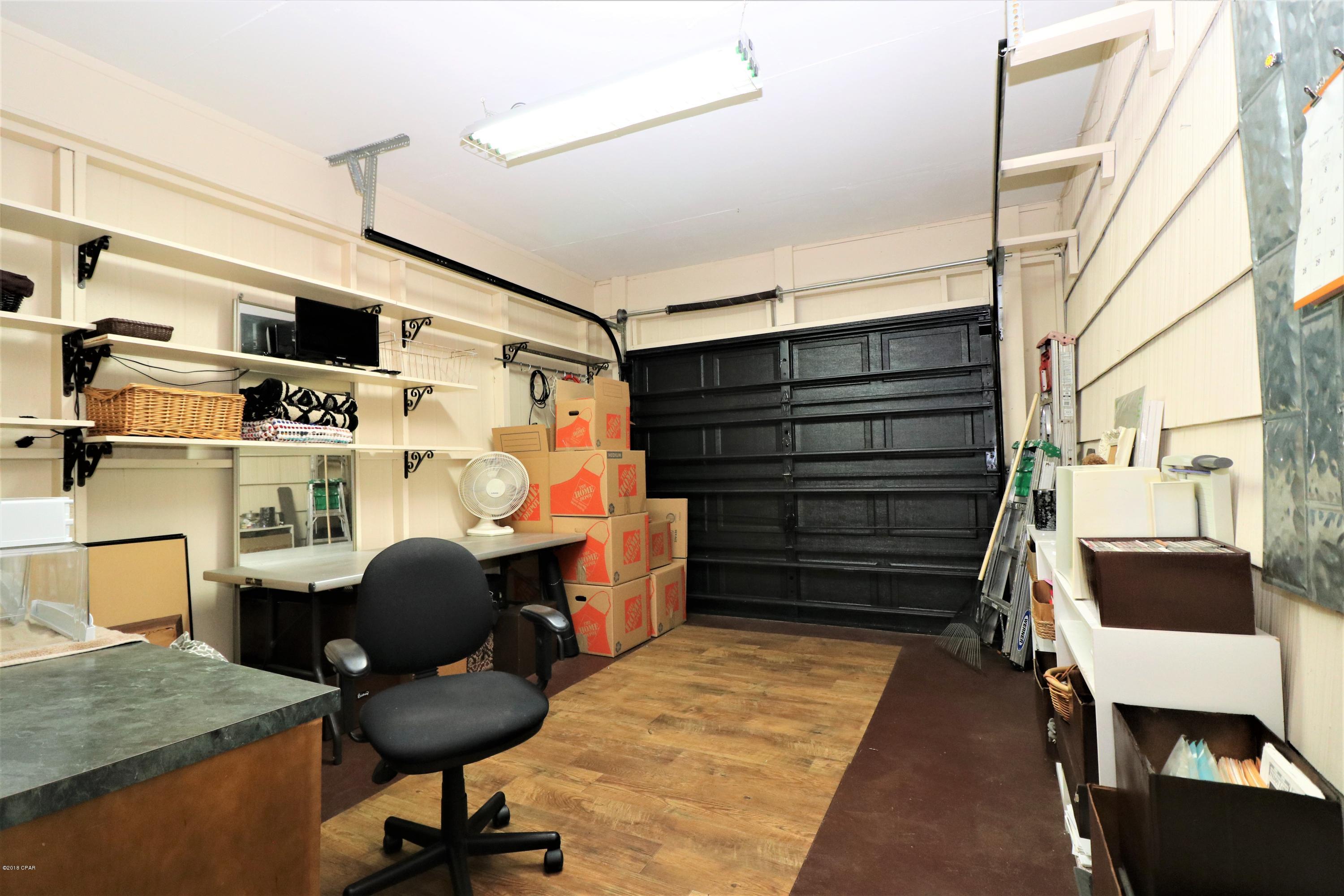 Hentz 1st Add Unit B - Residential