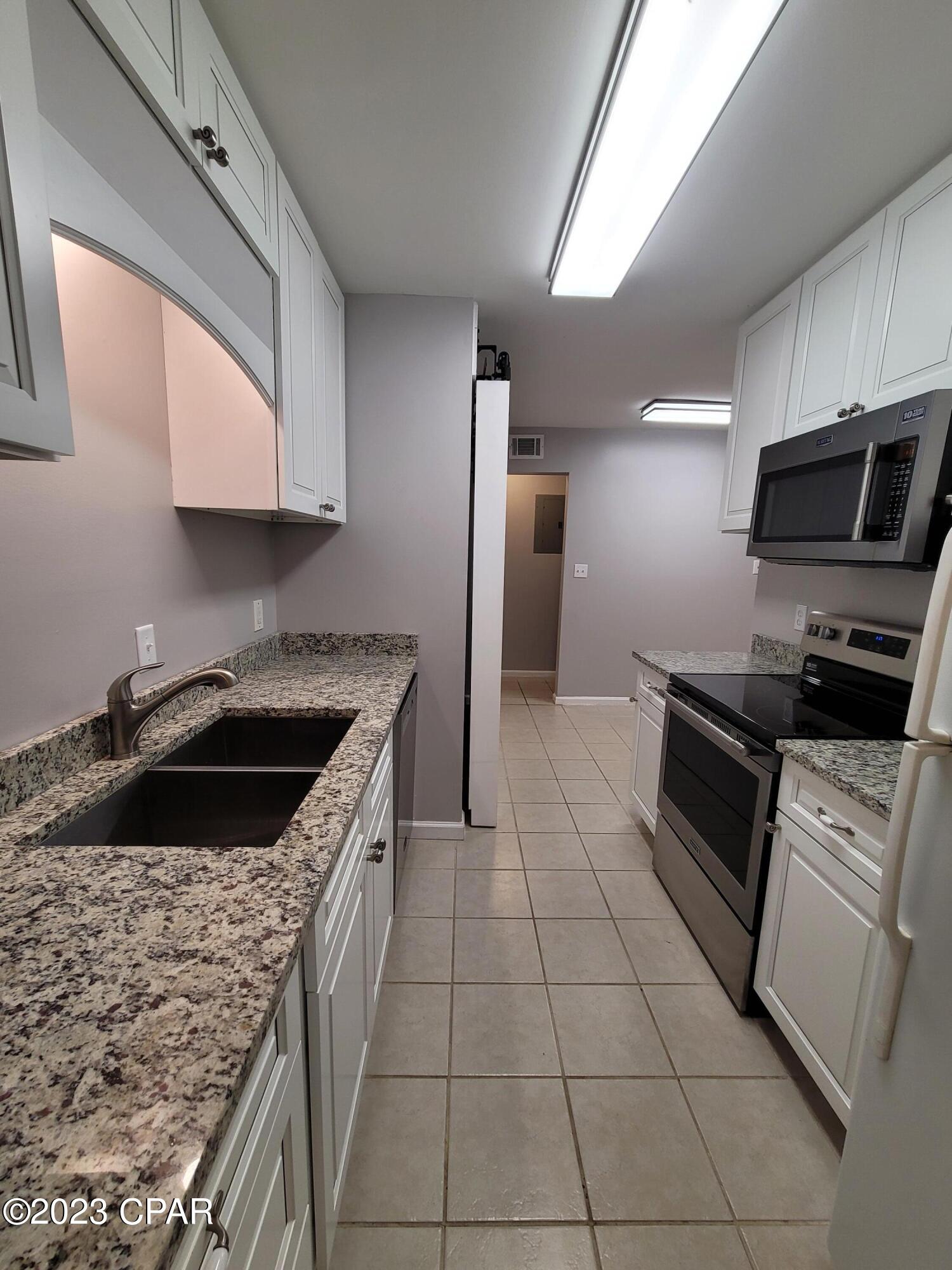 Forest Park 3rd Add - Residential Lease
