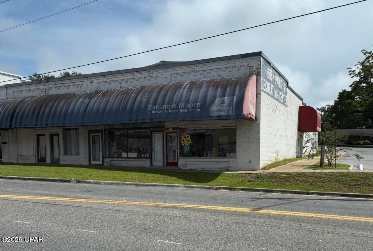 Bonifay - Commercial Sale