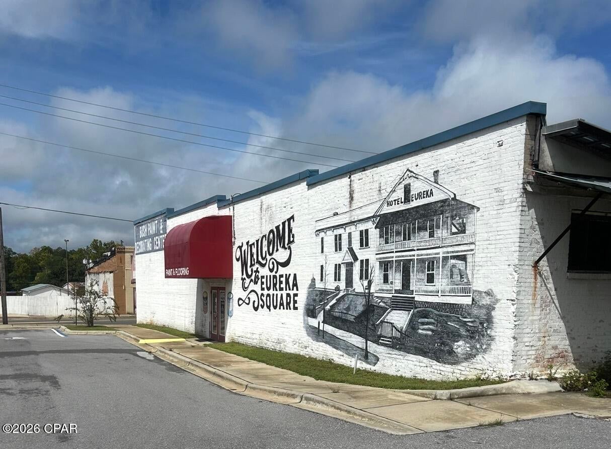 Bonifay - Commercial Sale