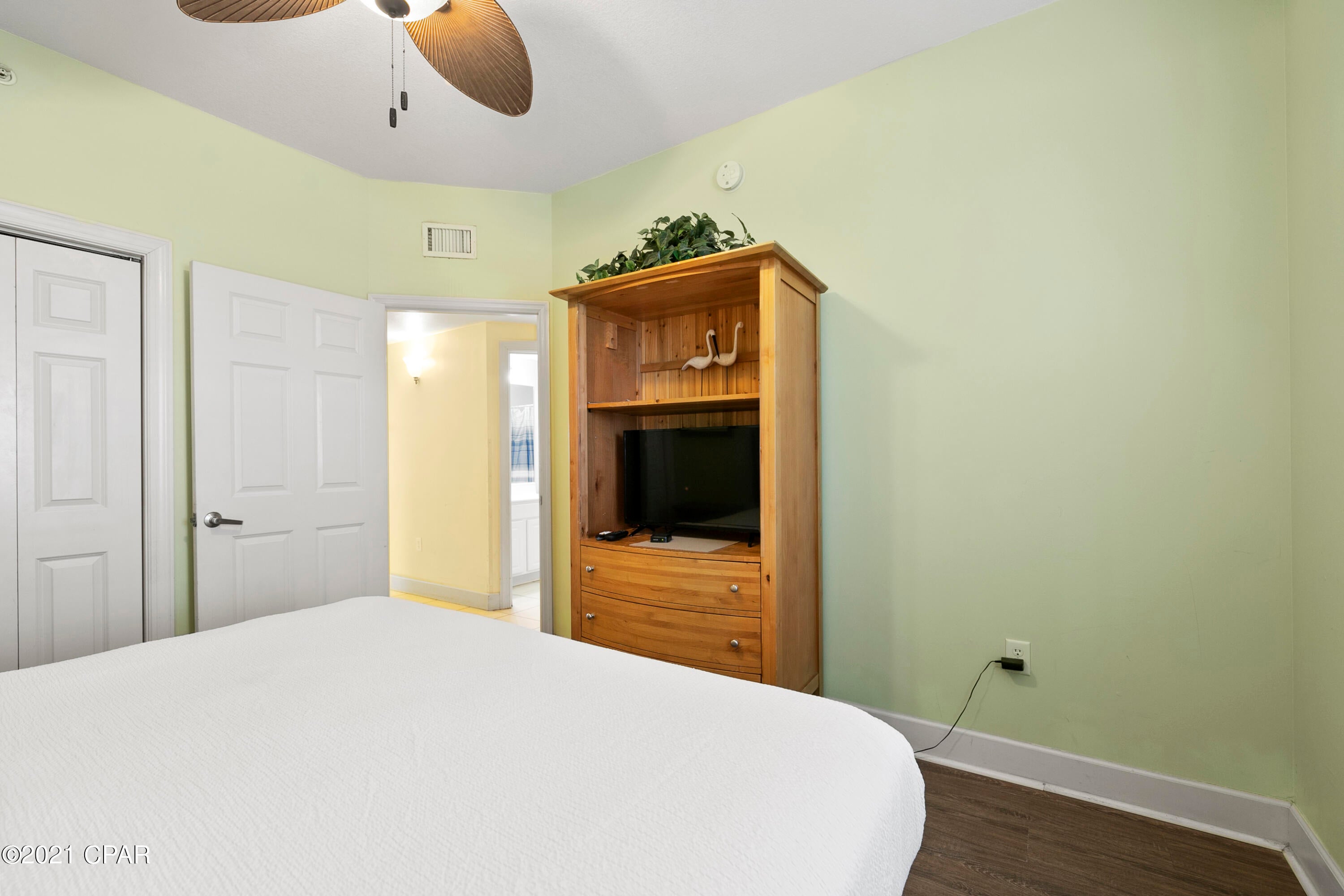 Sunrise Beach - Residential