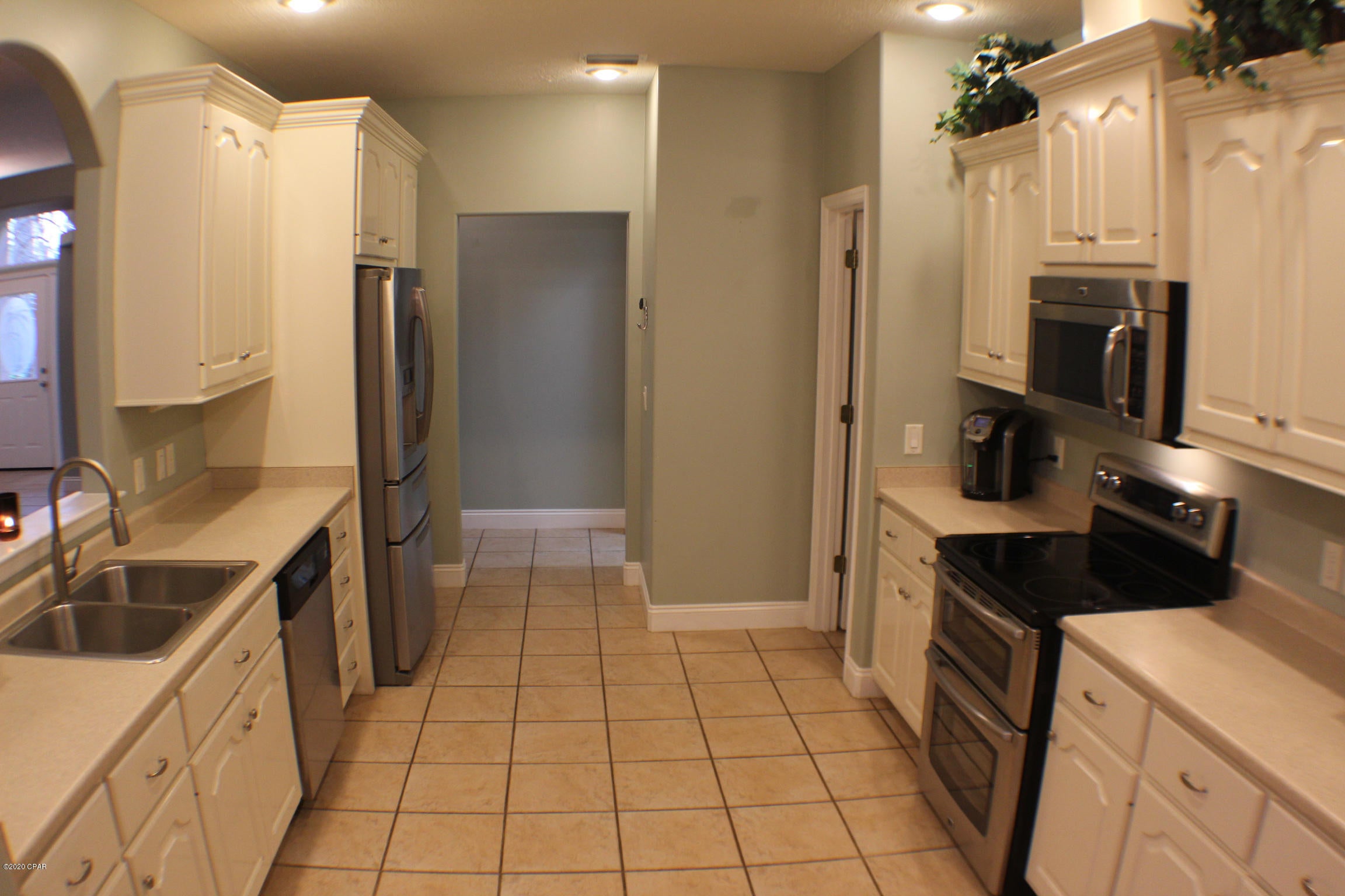 Colony Club - Residential Lease