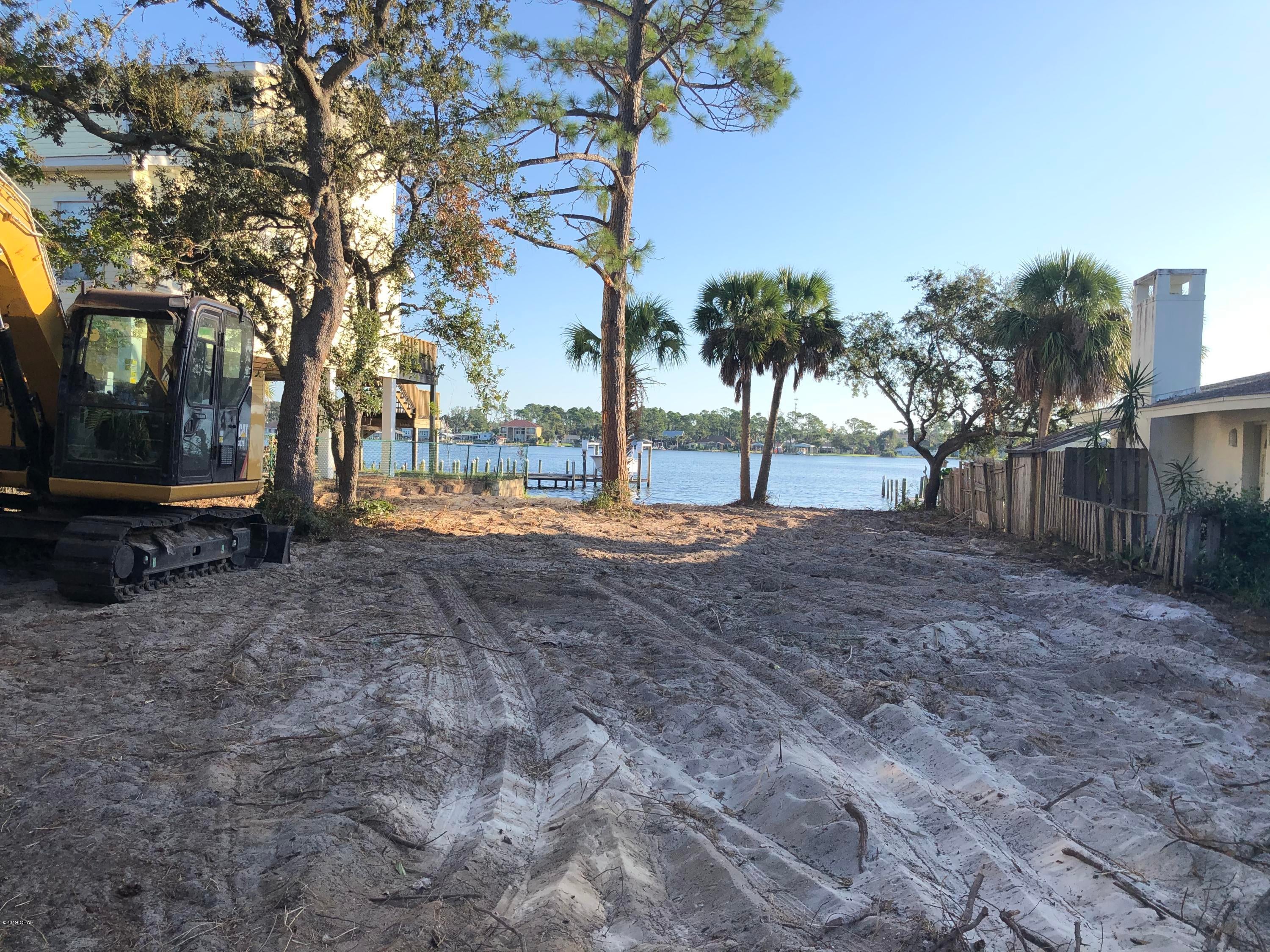 Biltmore Beach 1st Add - Land