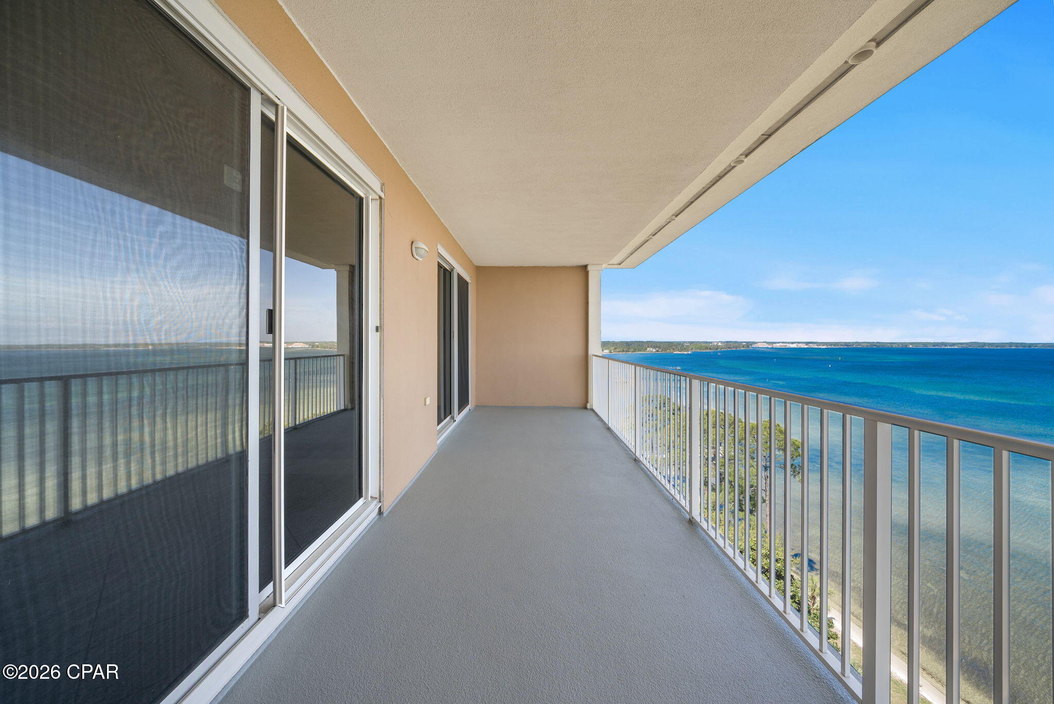 Magnolia Bay Club - Residential