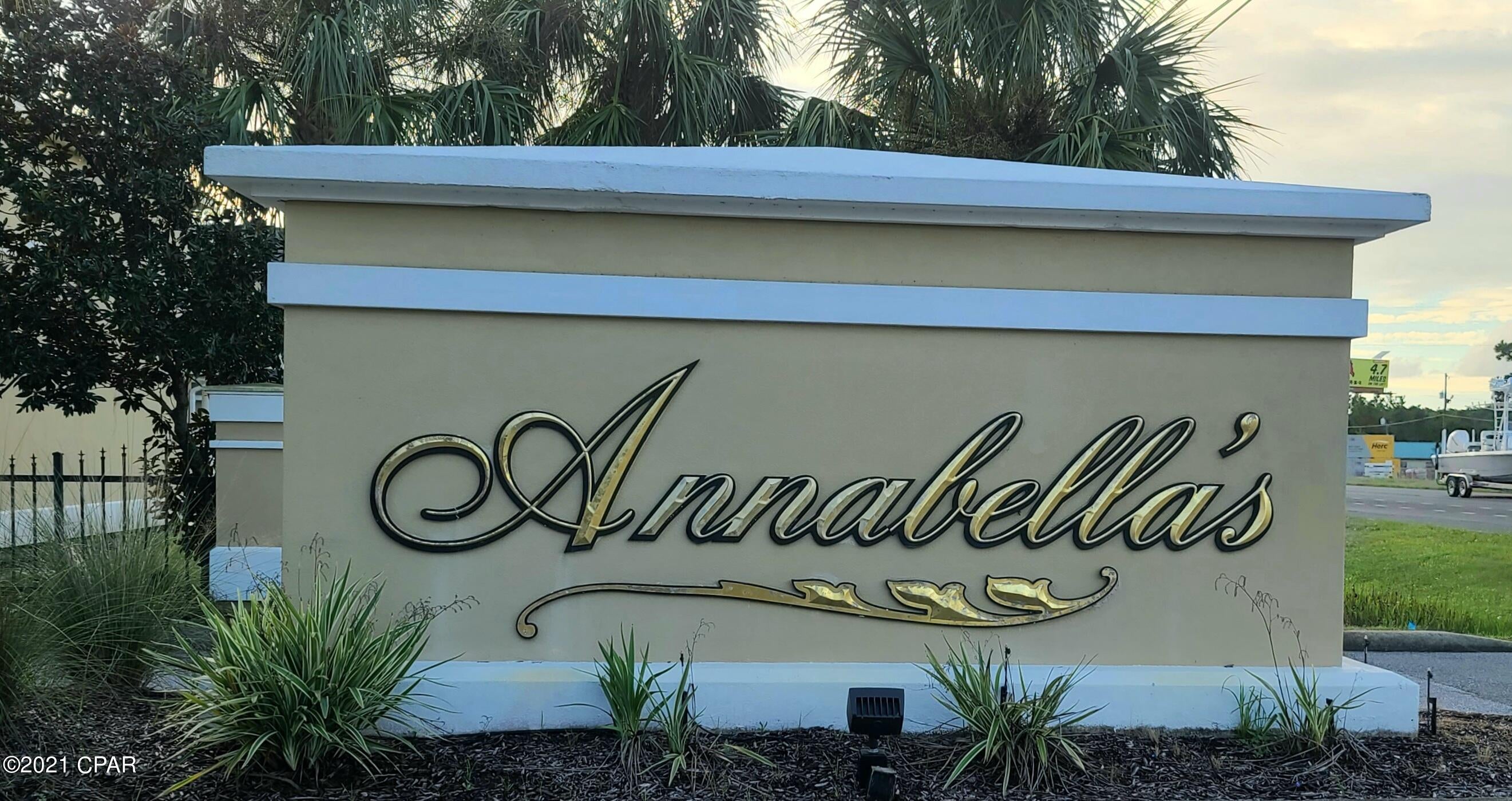 Annabella's Townhomes - Residential