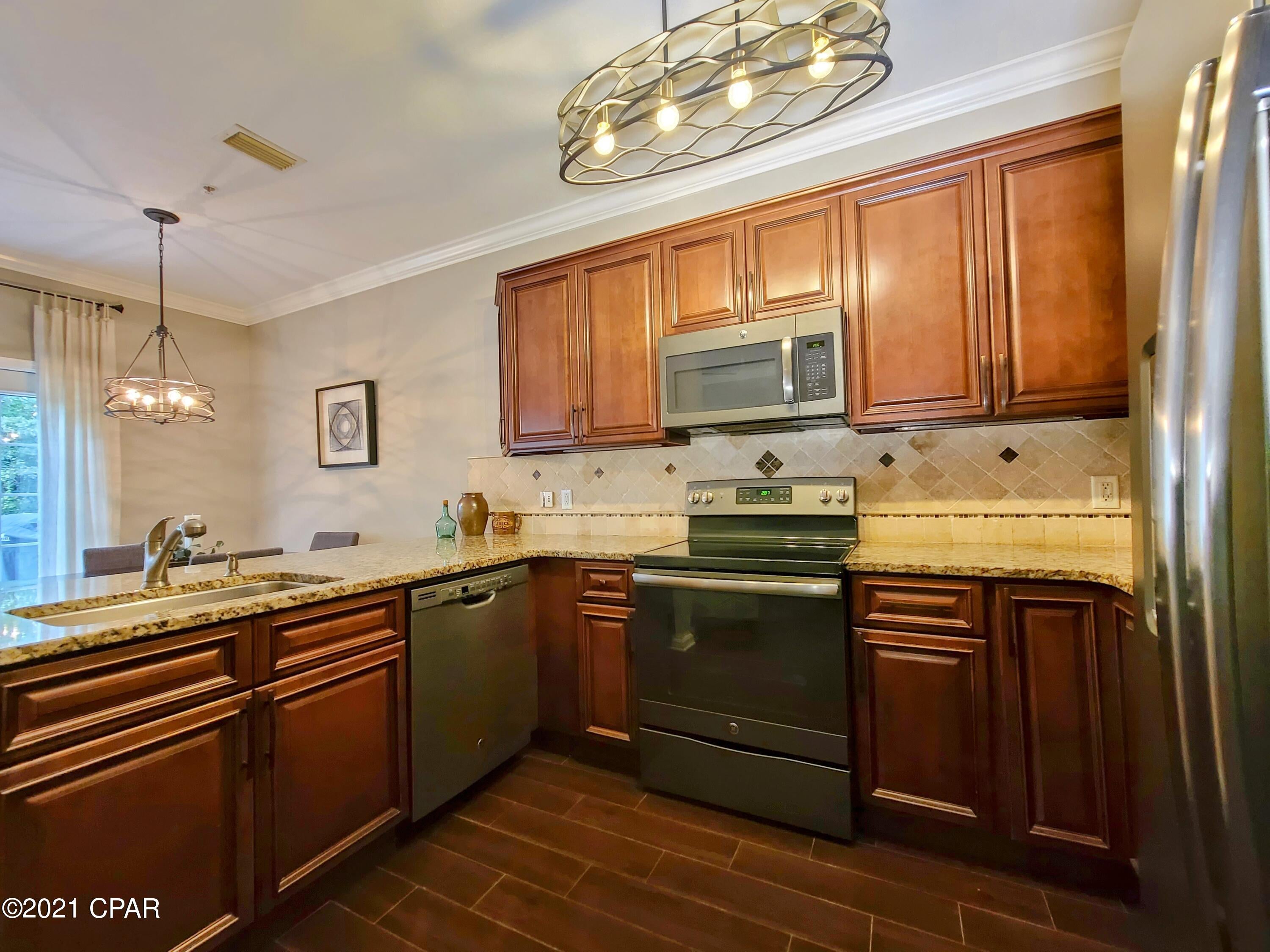 Annabella's Townhomes - Residential