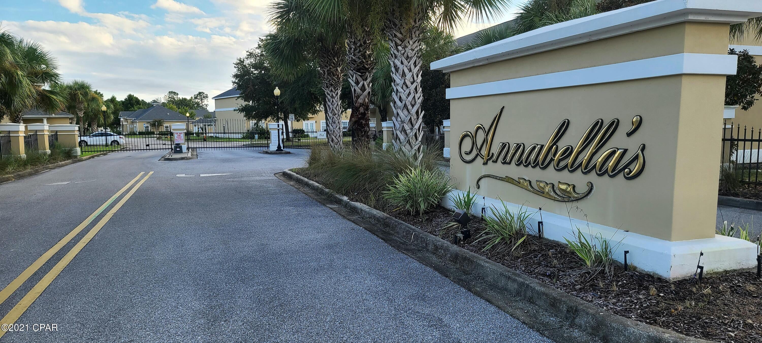 Annabella's Townhomes - Residential