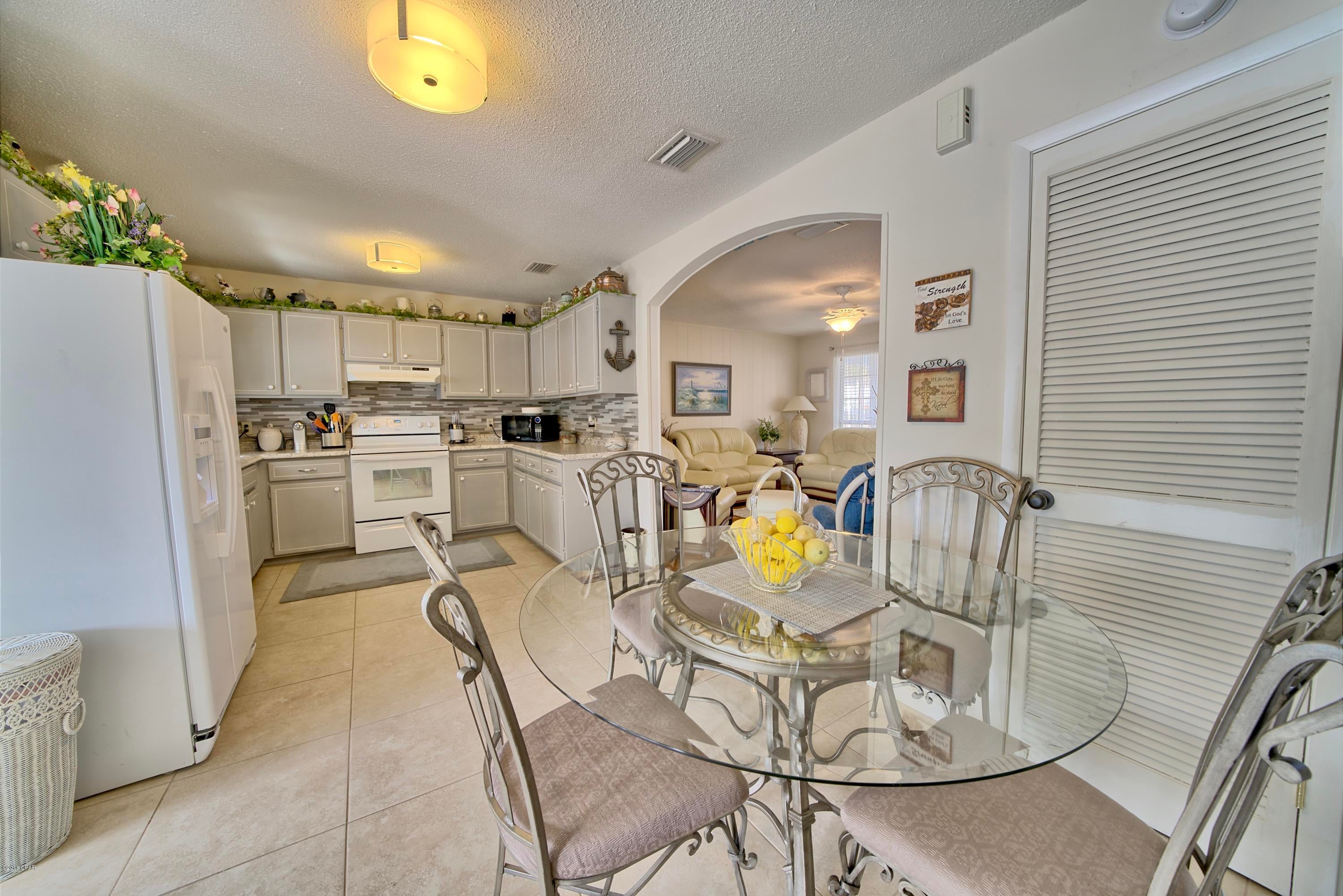 Laguna Beach Estates 2nd Add - Residential