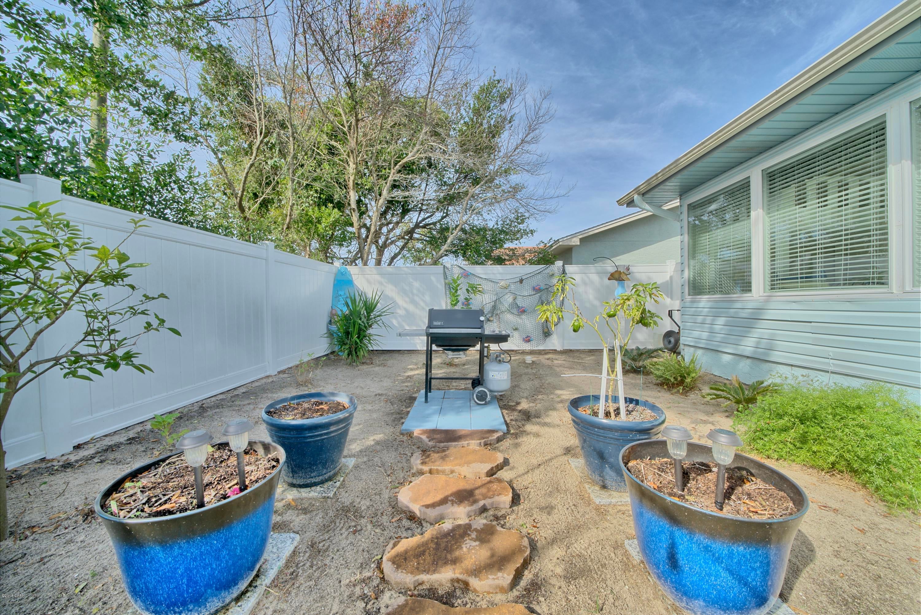 Laguna Beach Estates 2nd Add - Residential