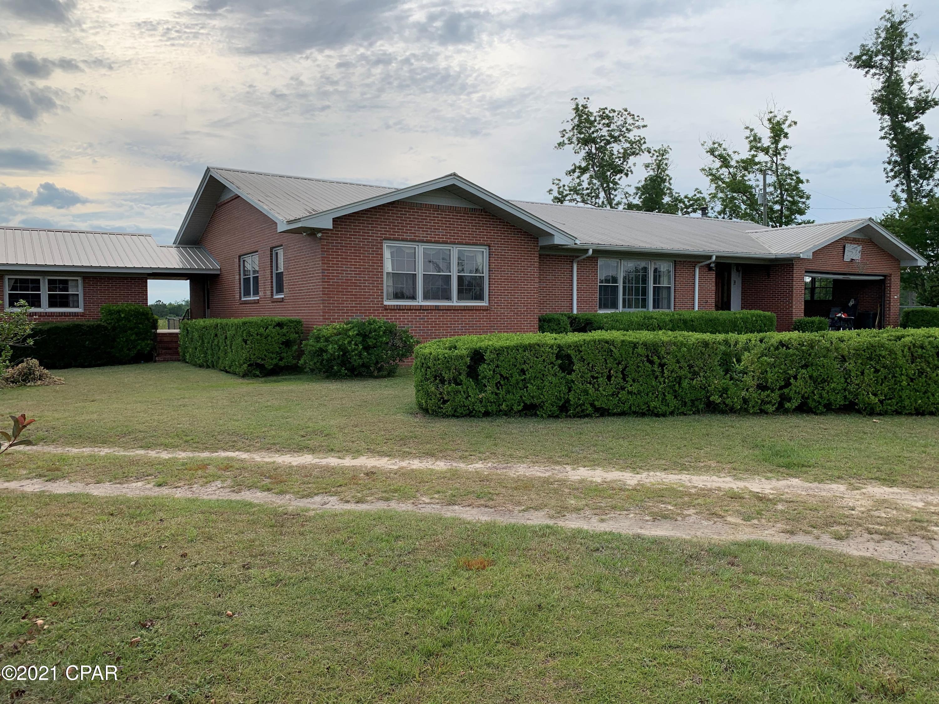 Nice brick home located near Dellwood, Fl. with MIL quarters. Home features 4 BR/3.5 BA with over 2800 sqft. Wood burning fireplace in LR, Lg kitchen with ample cabinet space, all bedrooms at one end, and 2 car garage. Property features 47.4 acres with 31.75 acres with house, barn and pasture land. 15.65 of woods and pond.