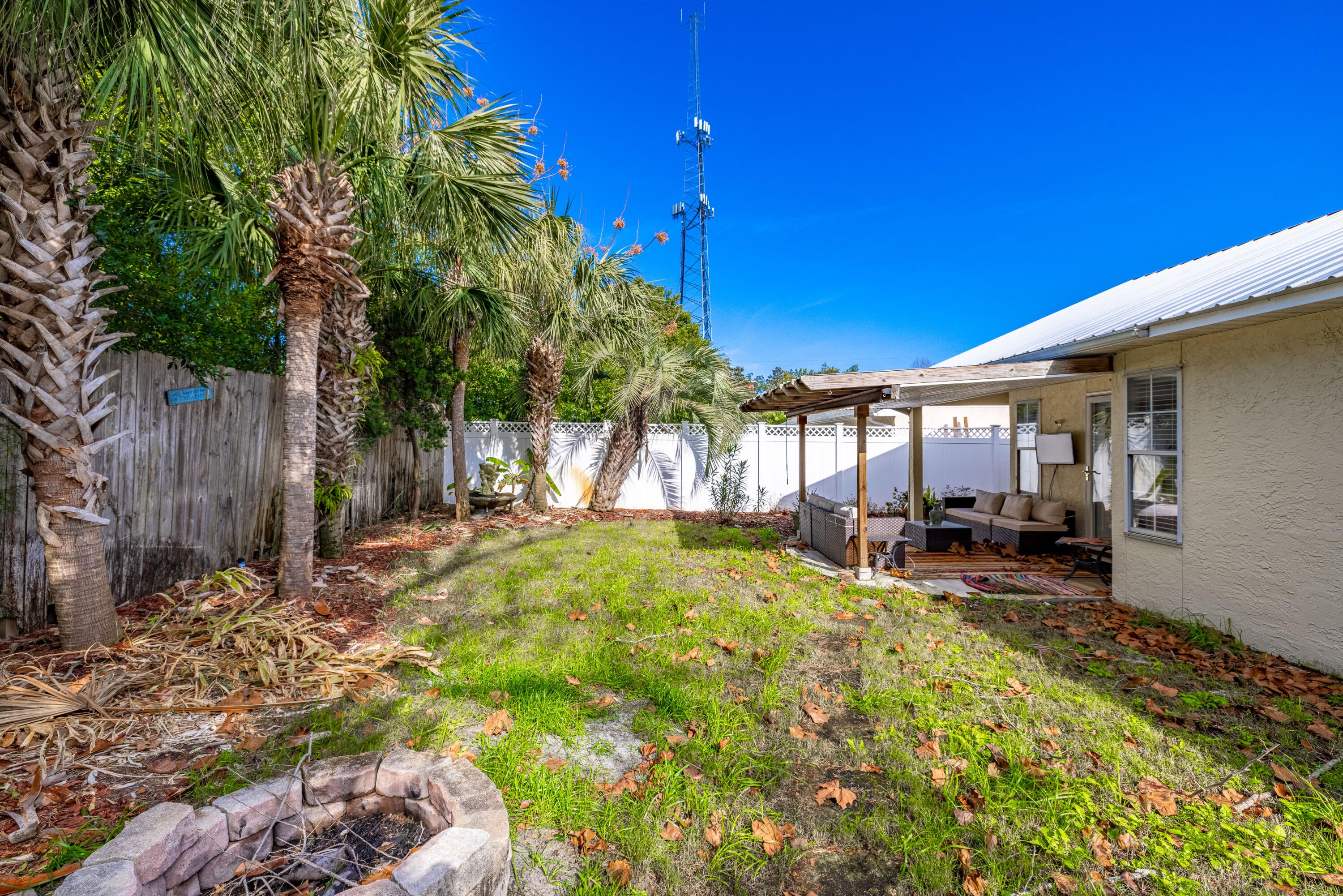 EL CENTRO BEACH - Residential